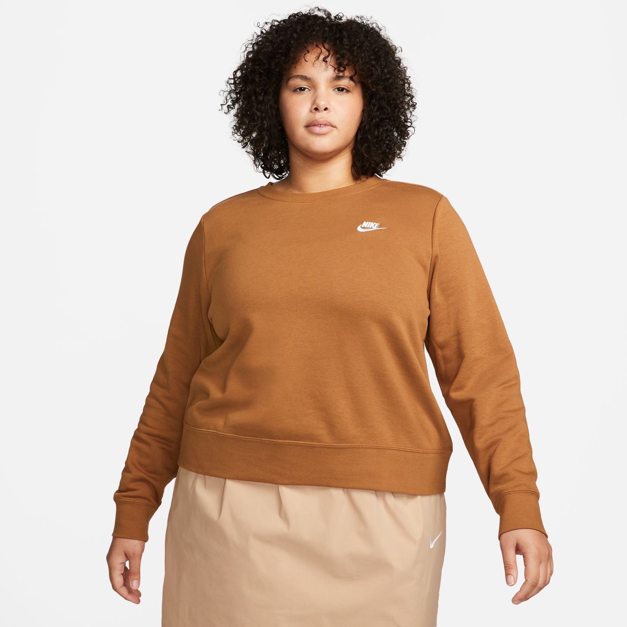 Nike Sportswear Sweatshirt »CLUB FLEECE WOMEN'S CREW-NECK SWEATSHIRT (PLUS SIZE)«