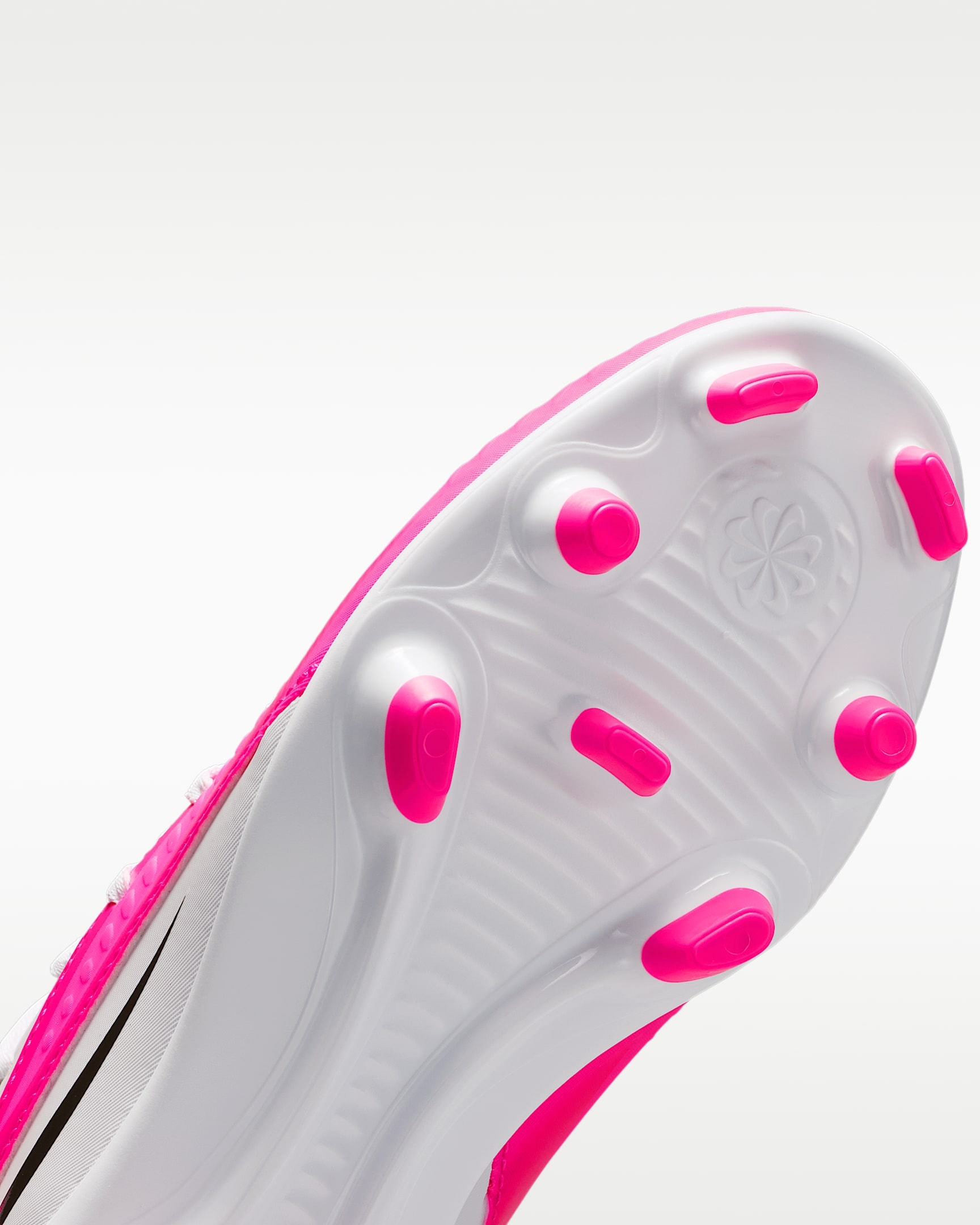Nike Fußballschuh »JR PHANTOM 6 HIGH CLUB FGMG T«  Außensohle für Rasenplätze, für Kinder & Jugendliche