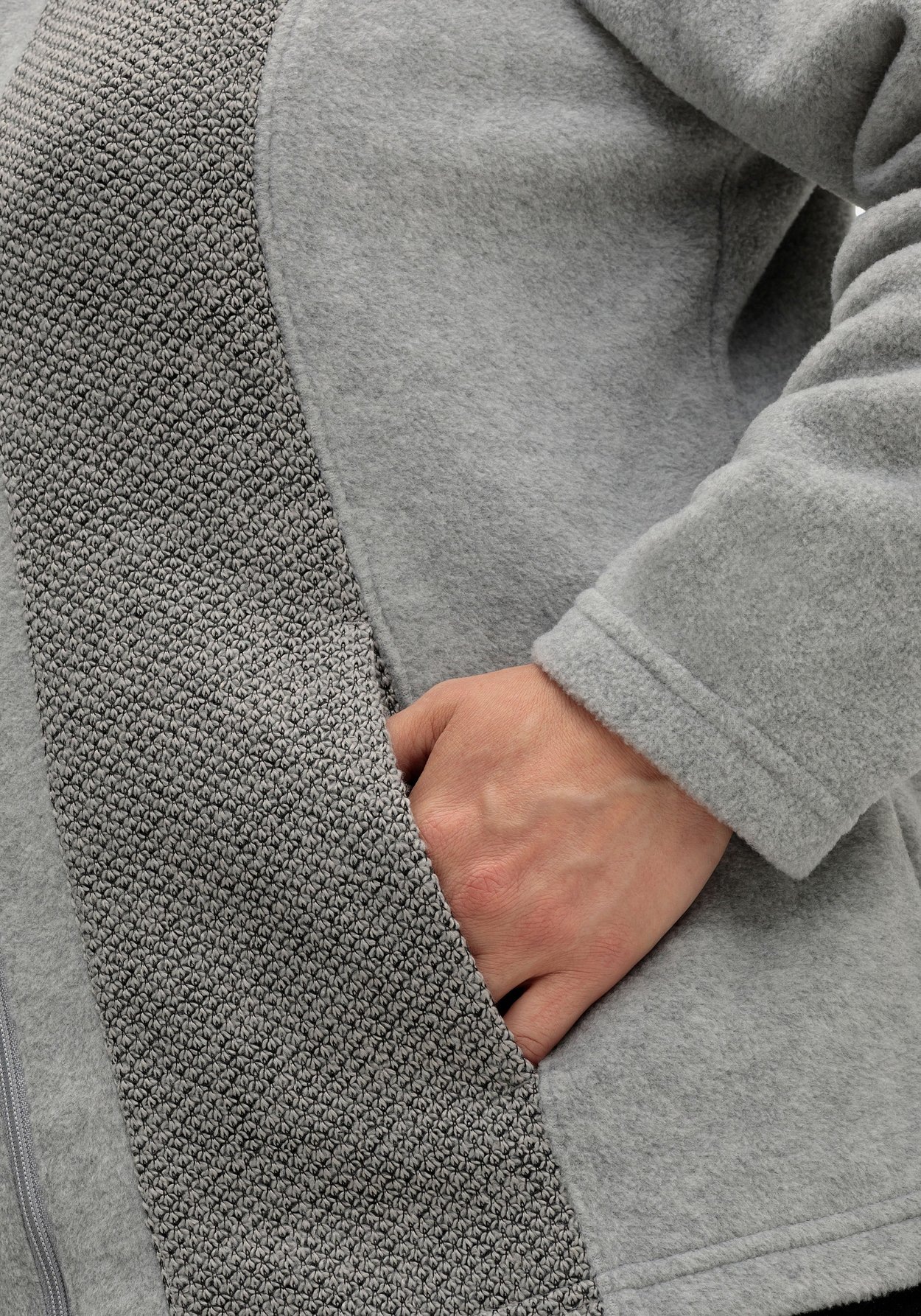 Sheego Fleecejacke »Fleecejacke mit Kapuze und Strick-Einsätzen«