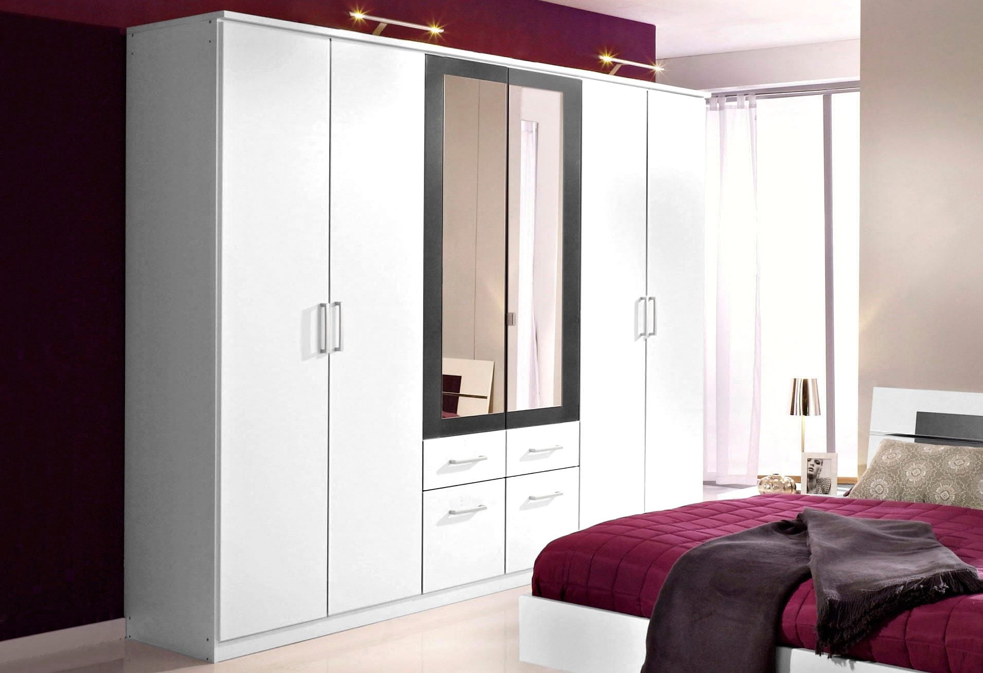 rauch Kleiderschrank »Drehtürenschrank Schrank Garderobe BURANO« mit Schubladen und Spiegelumrandung in Farbabsetzung MADE IN GERMANY