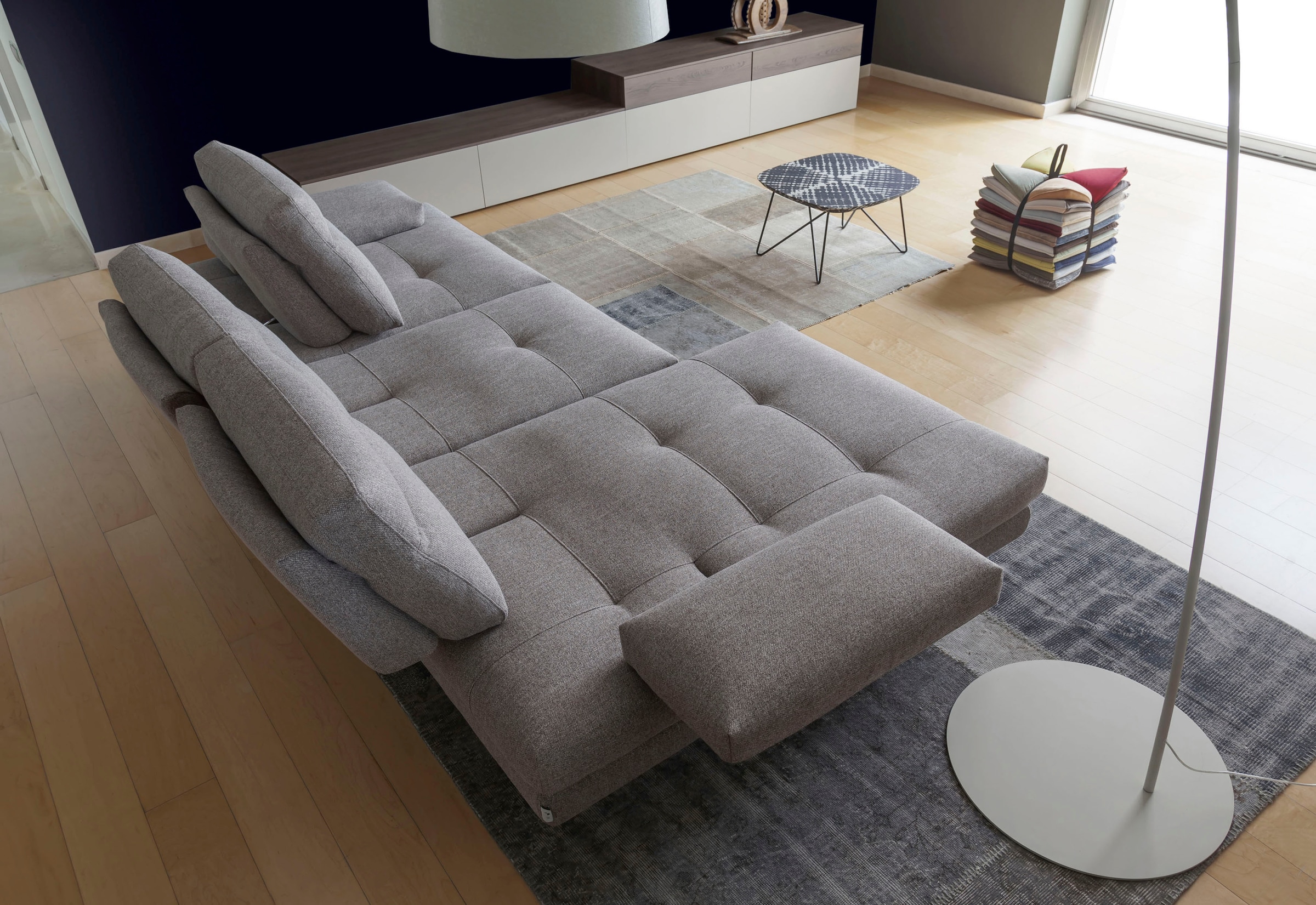 CALIA ITALIA Ecksofa »Toby Wing, Komfortsofa der Extraklasse, bequem, L-Form« inklusive Sitztiefenverstellung, Füße in chrom glänzend