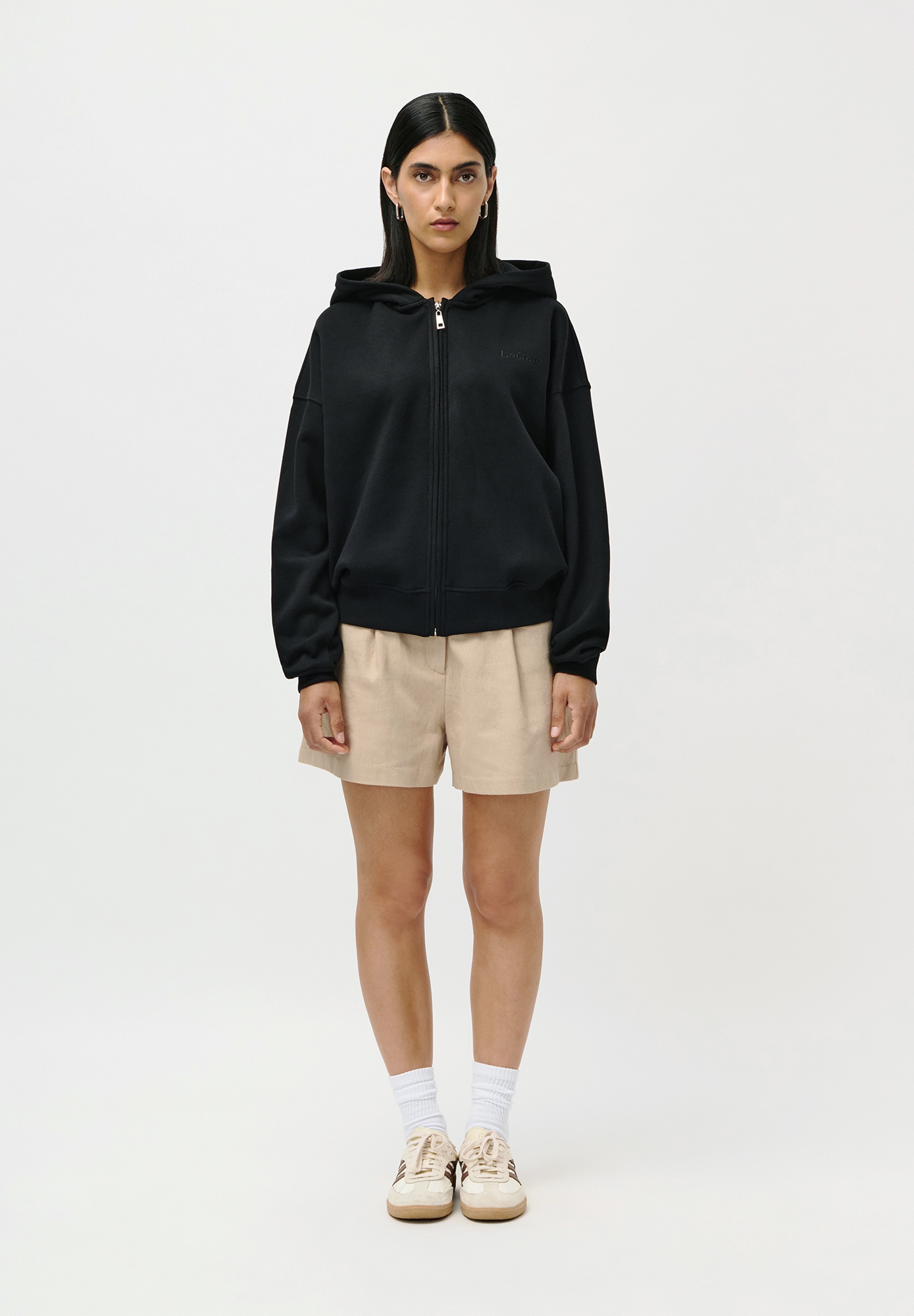 LeGer Kapuzensweatjacke »Fenna, LeGer by Lena Gercke«, Mit hochwertiger Logostickerei auf der Brust