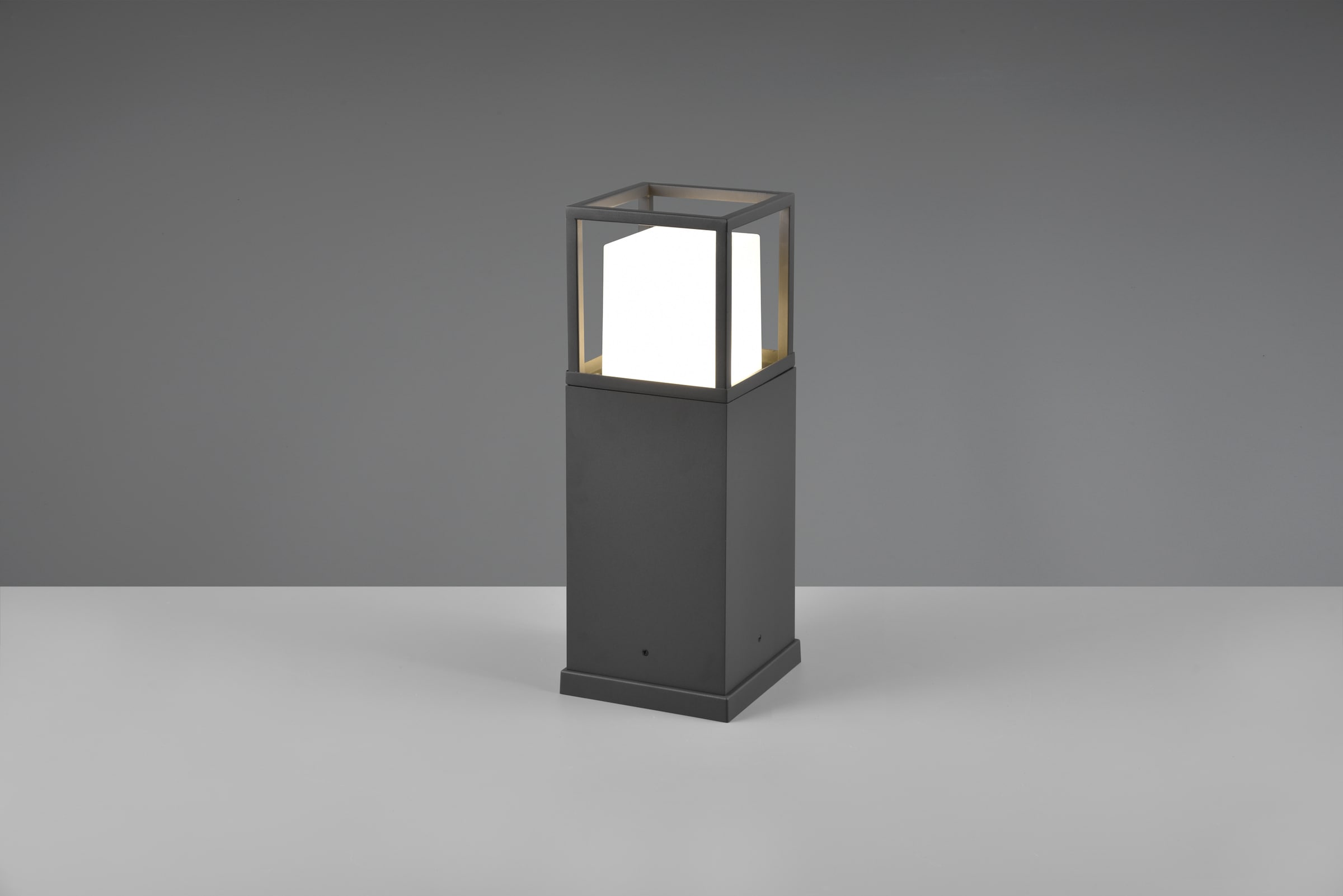 TRIO Leuchten LED Außen-Stehlampe »WITHAM, Outdoor Garten Stehleuchte Höhe 40cm, 14,5W LED, 1450 Lumen« LED-Board 1 Stk. warmweiß - kaltweiß Lichtfarbe einstellbar warmweiß bis kaltweiß 2300/3000/4000K, IP54