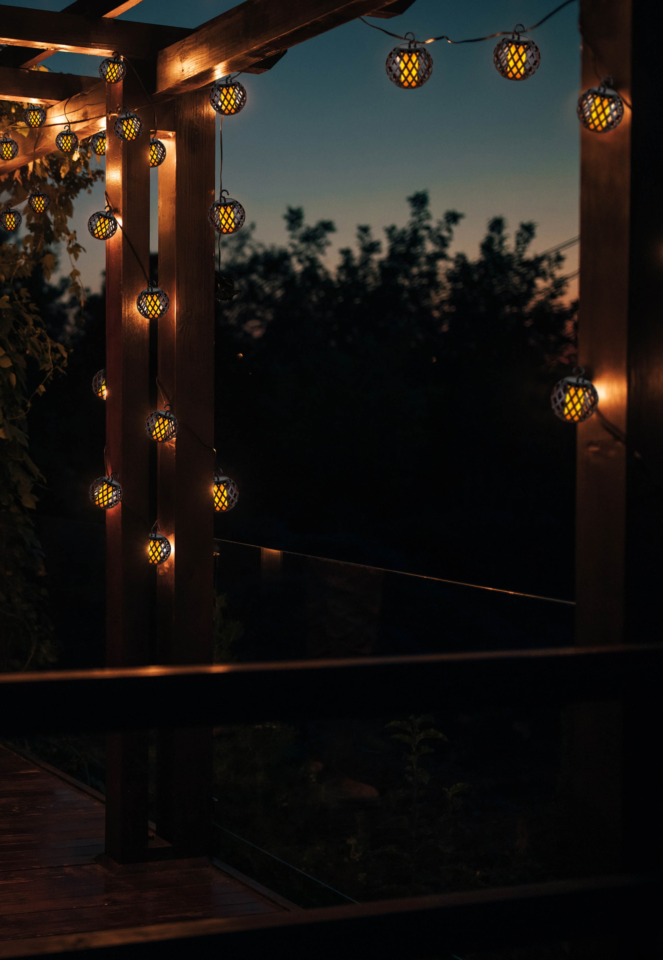 näve LED Solarleuchte »Fogo« LED-Modul 1 Stk. Warmweiß Lichterkette,10 Kugeln, Flammeneffekt, Dämmerungssensor, LED warmweiß