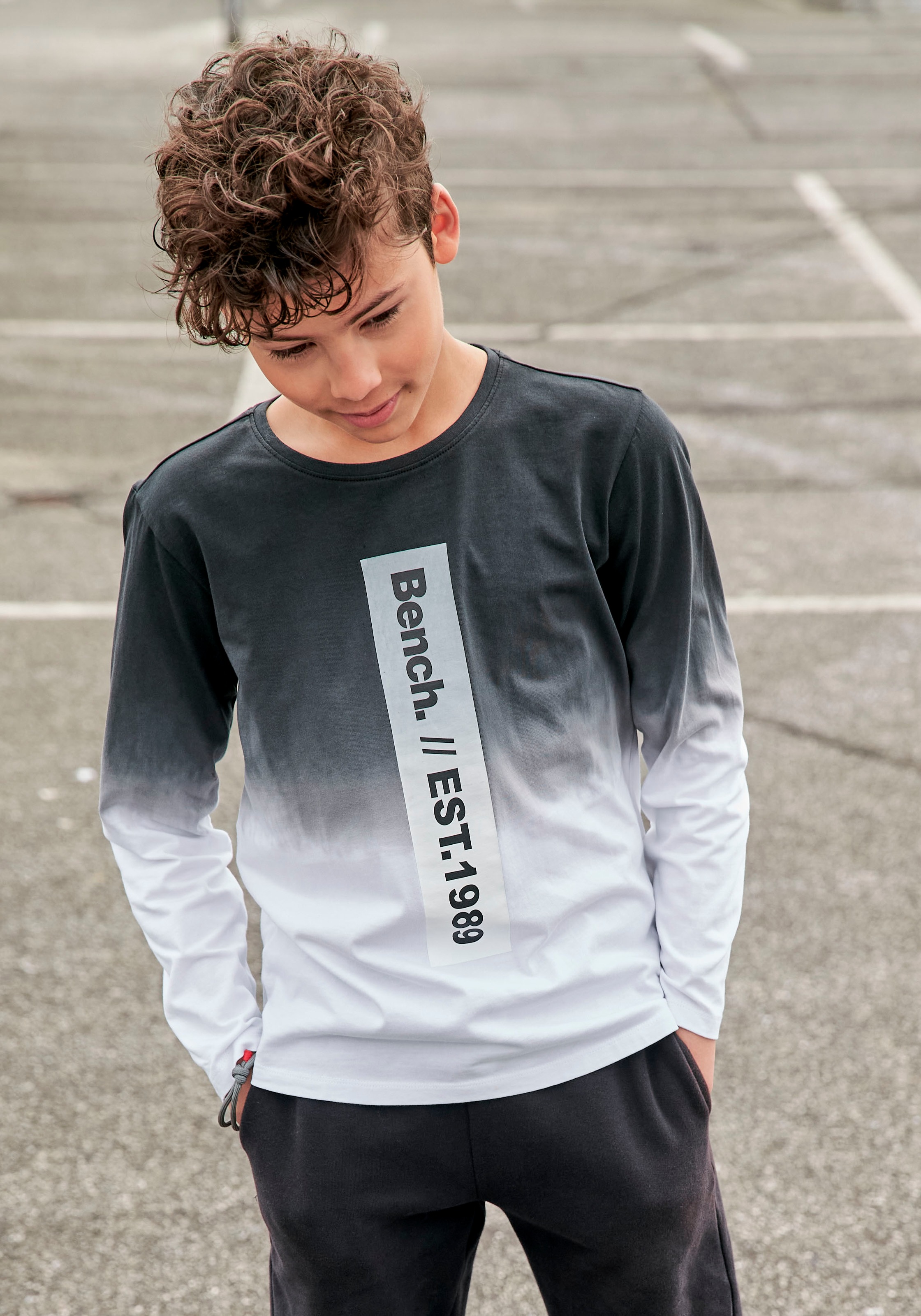Bench. Langarmshirt »BATIK«, mit coolem Farbverlauf kaufen