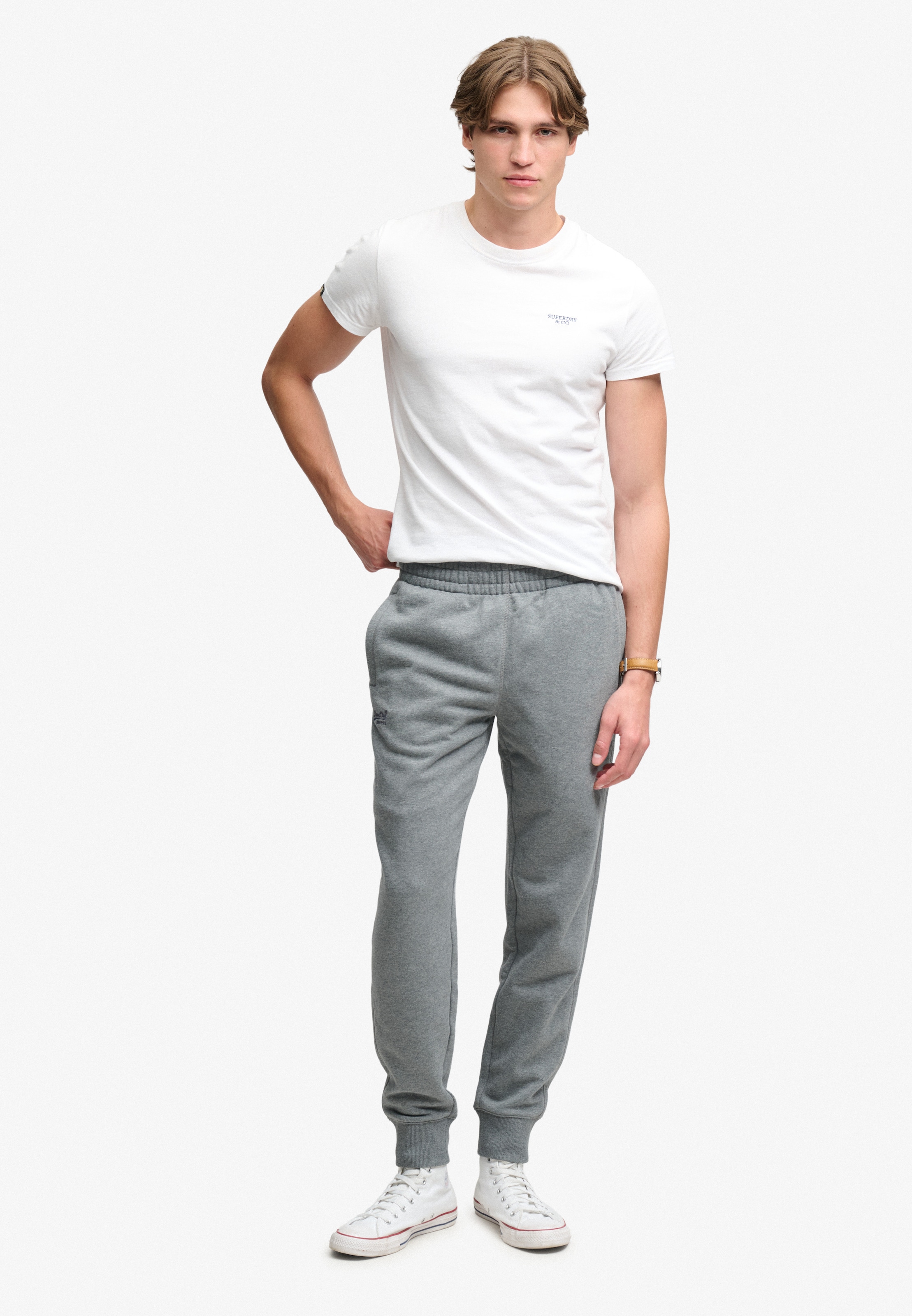 Superdry Sweathose »ESSENTIAL LOGO JOGGERS HB«  aus Baumwollmischung, mit angerauter Sweatware, Relaxed Fit