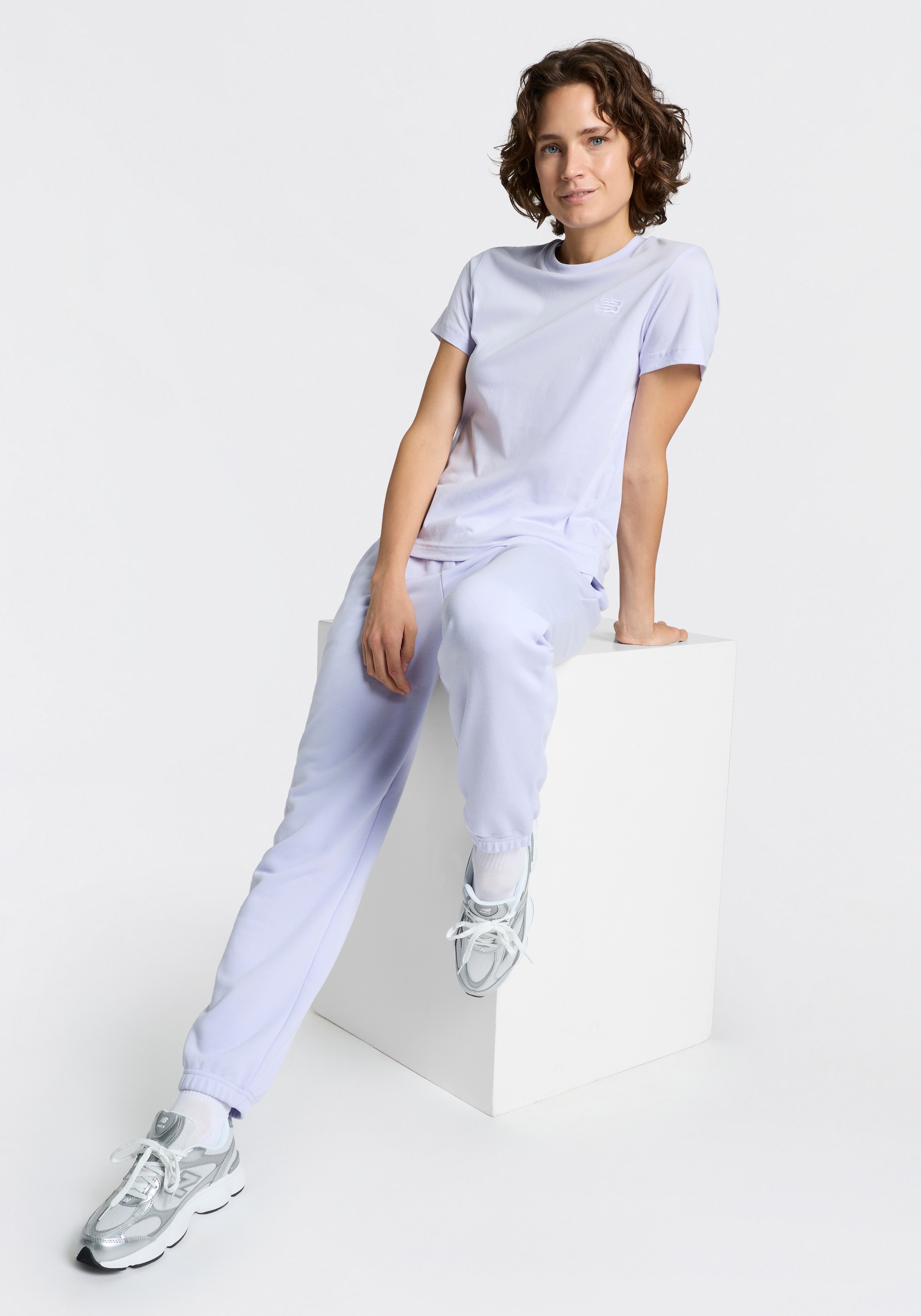 New Balance Jogginghose »SPORT ESSENTIALS FRENCH TERRY JOGGER«  lockere Passform, aus Baumwolle und Polyester