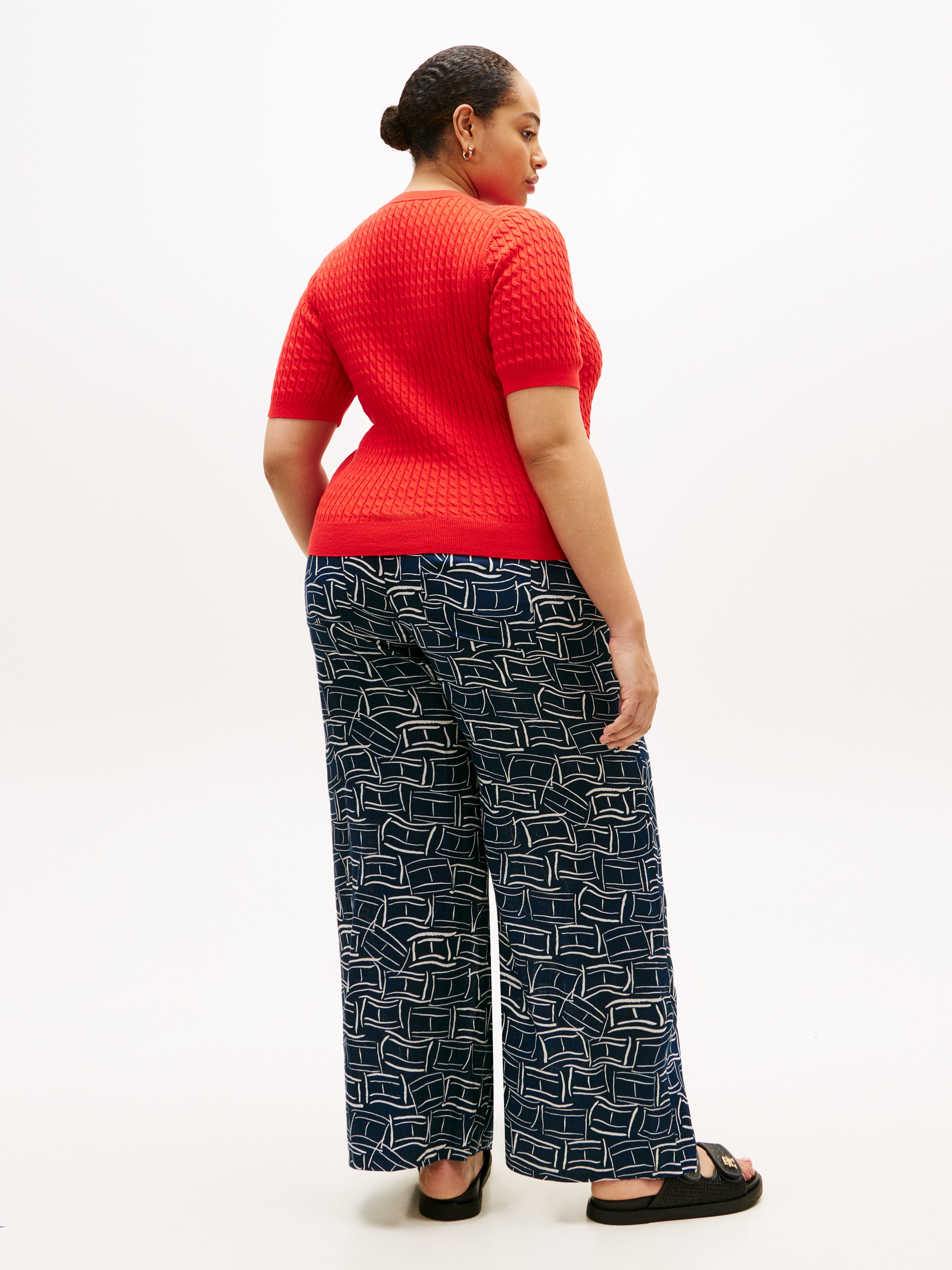 Tommy Hilfiger Curve Rundhalspullover »CRV CO CABLE FINE GG CNK S/S SWT« in großen Größen, mit Zopfmuster