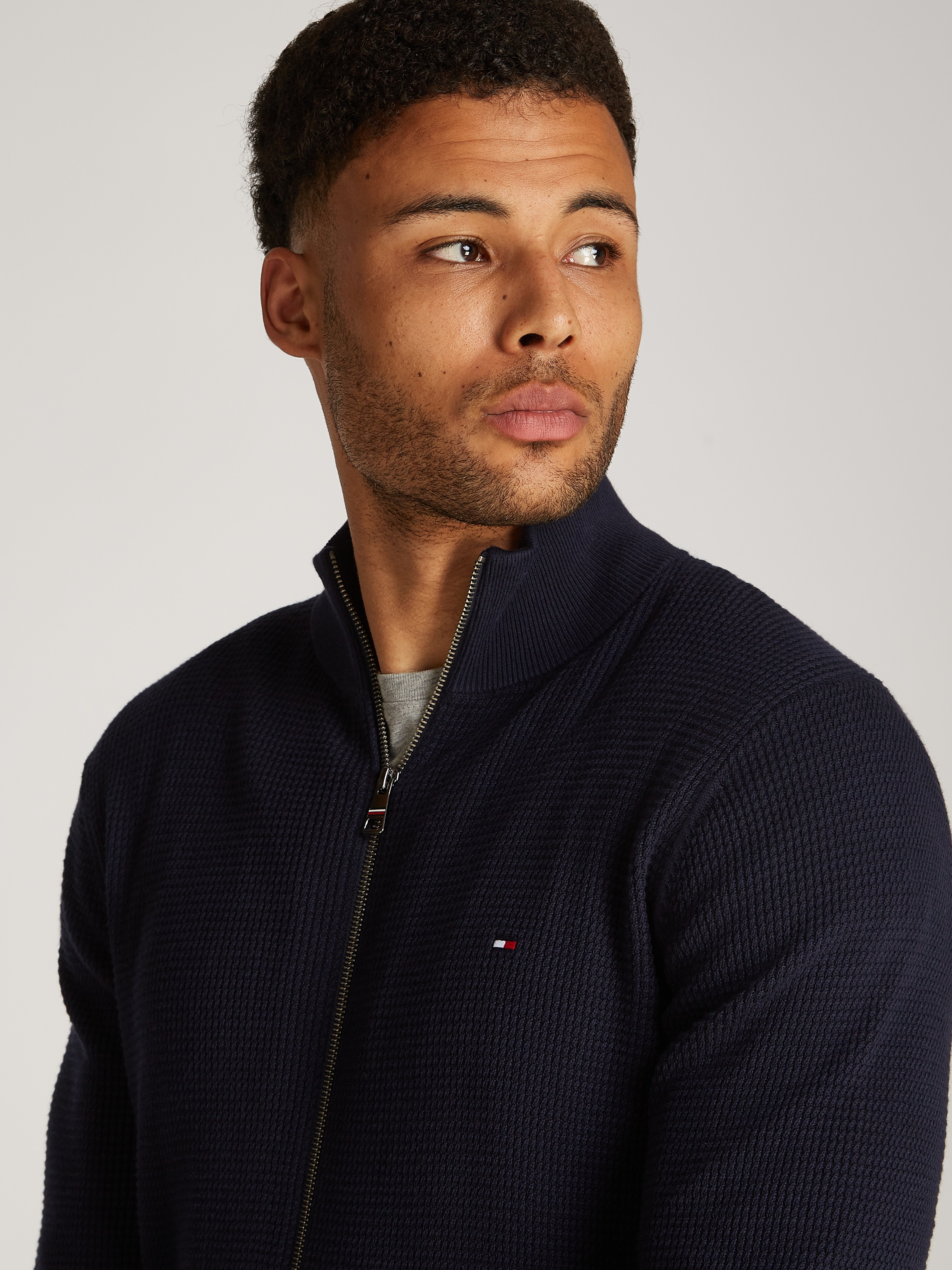 Tommy Hilfiger Cardigan »REFINED STRUCTURE ZIP THRU«, mit feiner Struktur