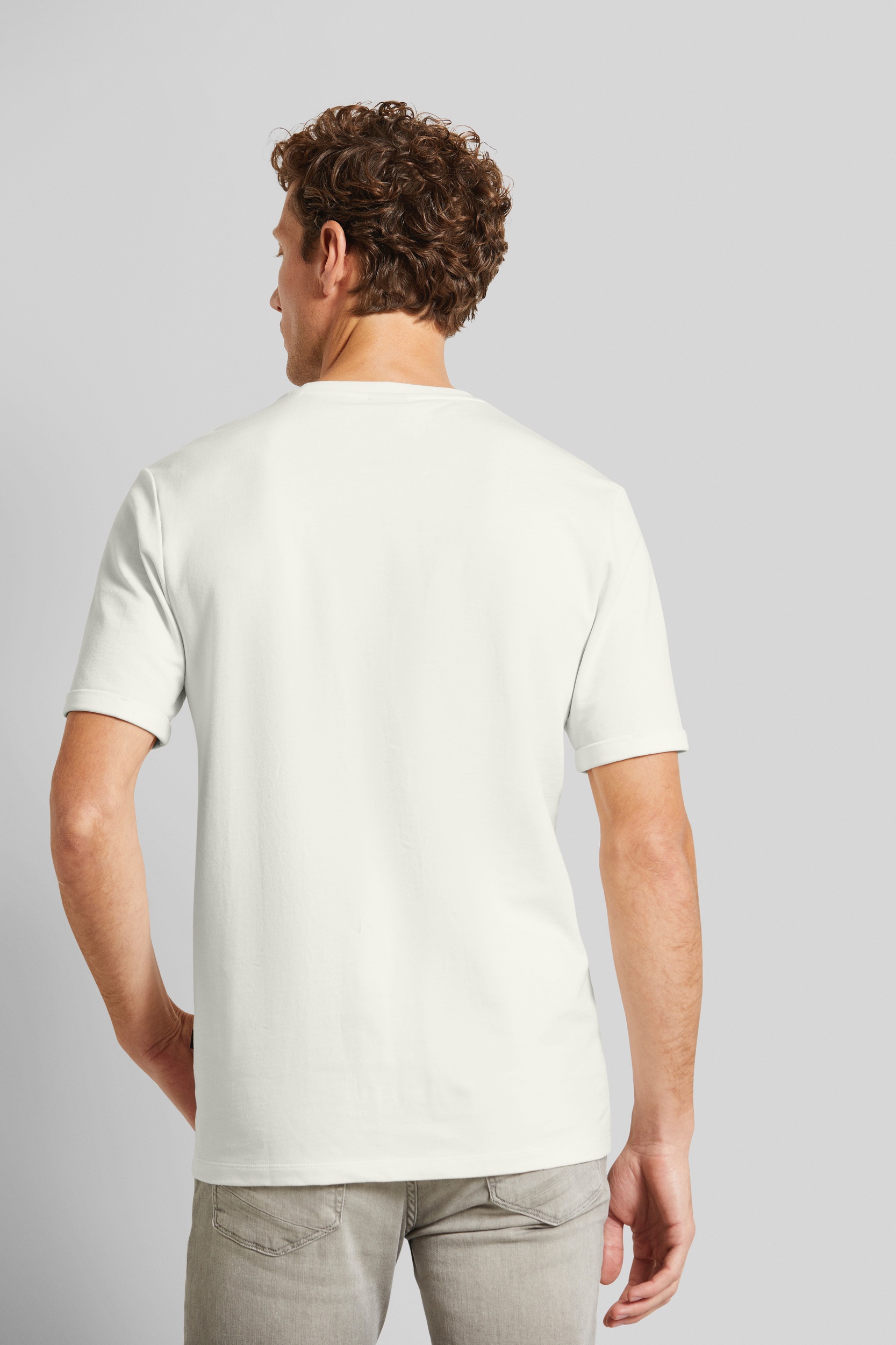 bugatti T-Shirt, mit dezentem bugatti-Print