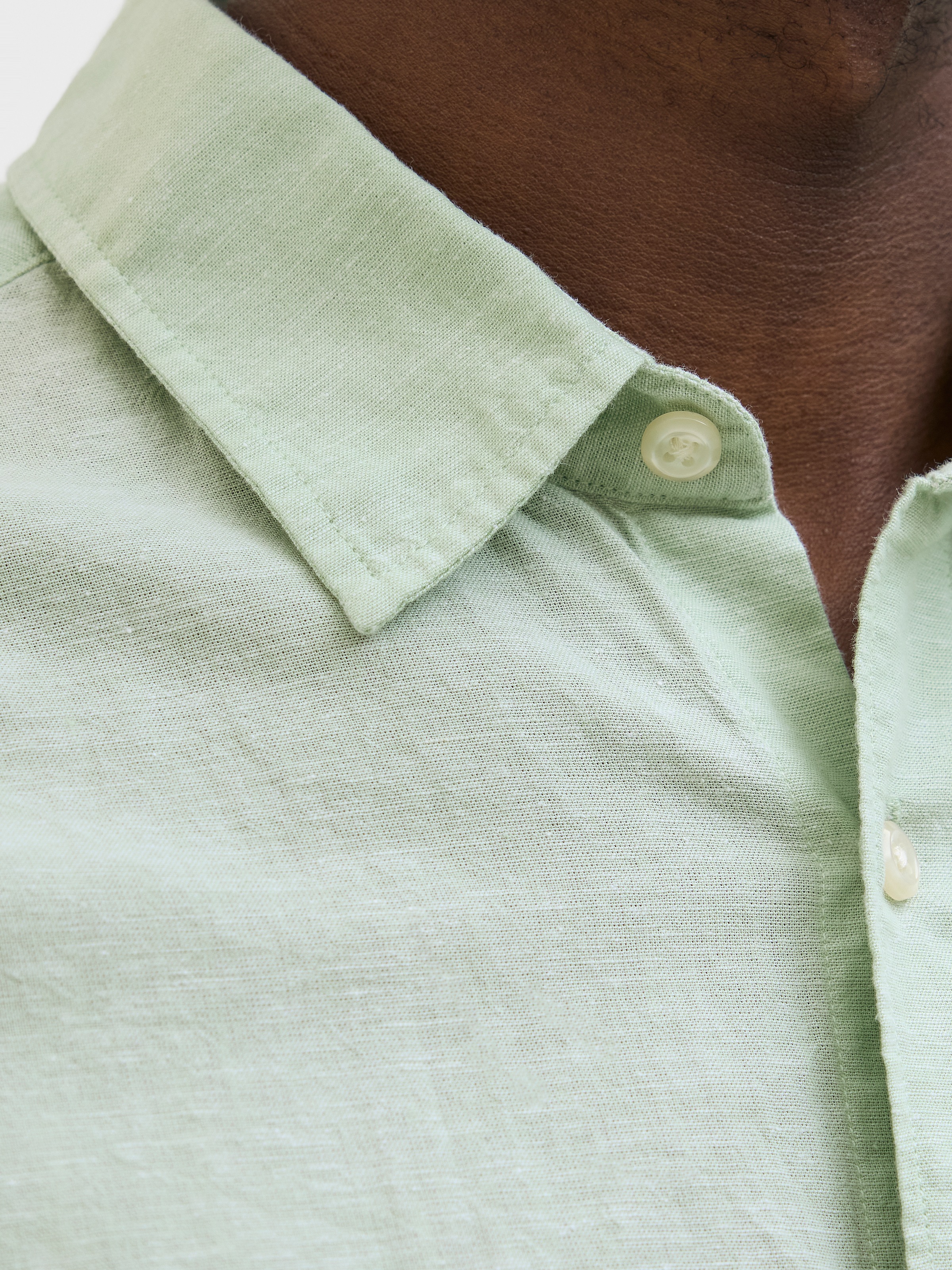 Jack & Jones Langarmhemd »JJEBREEZE SHIRT LS SN«, mit Hemdkragen