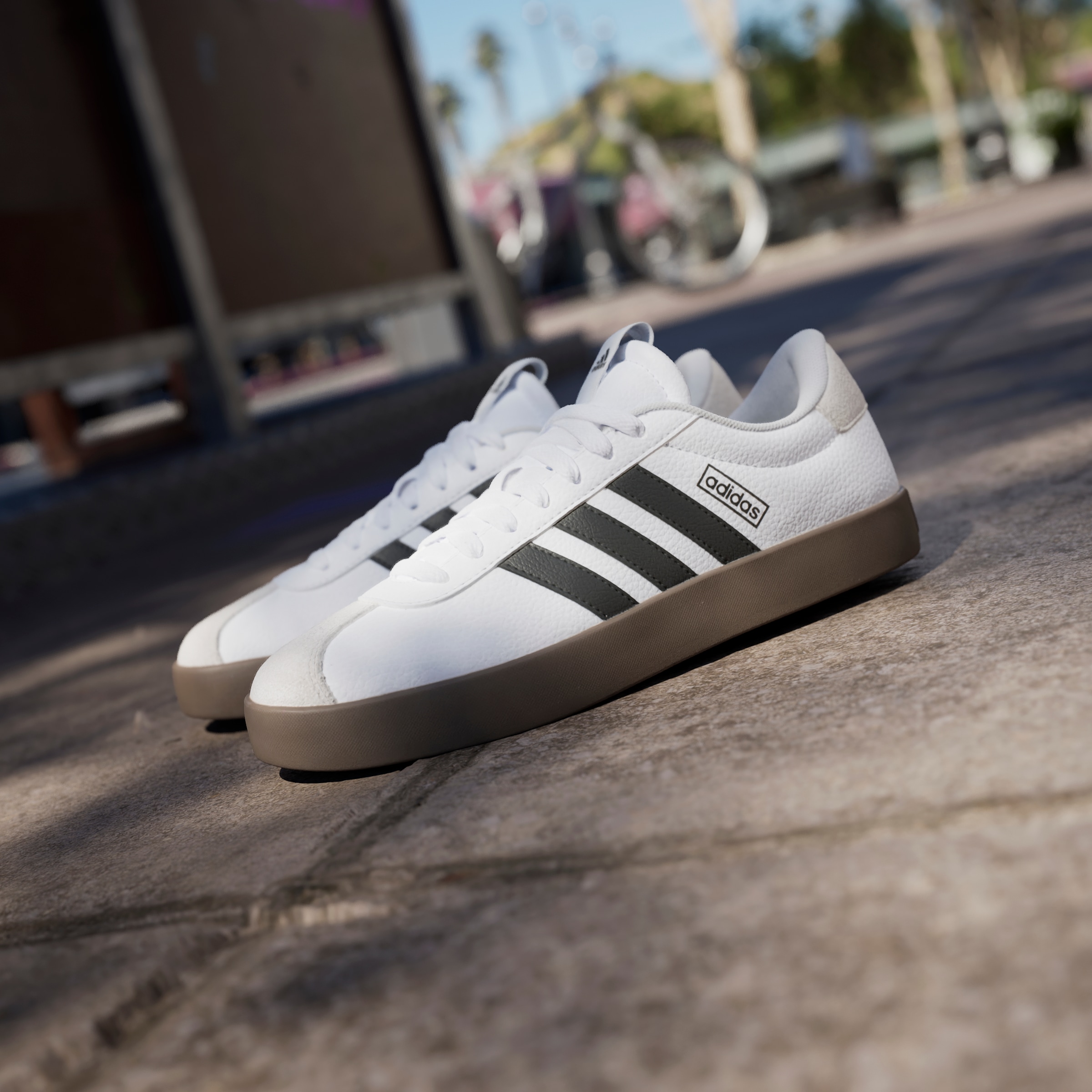 adidas Sportswear Sneaker »VL COURT 3.0«, inspiriert vom Design des adidas samba