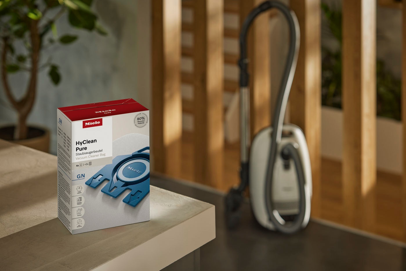 Miele Staubsaugerbeutel »GN HyClean Pure 2.0 / Mit bester Filtrationsleistung« 4er Pack Staubbeutel, 2er Pack Filter