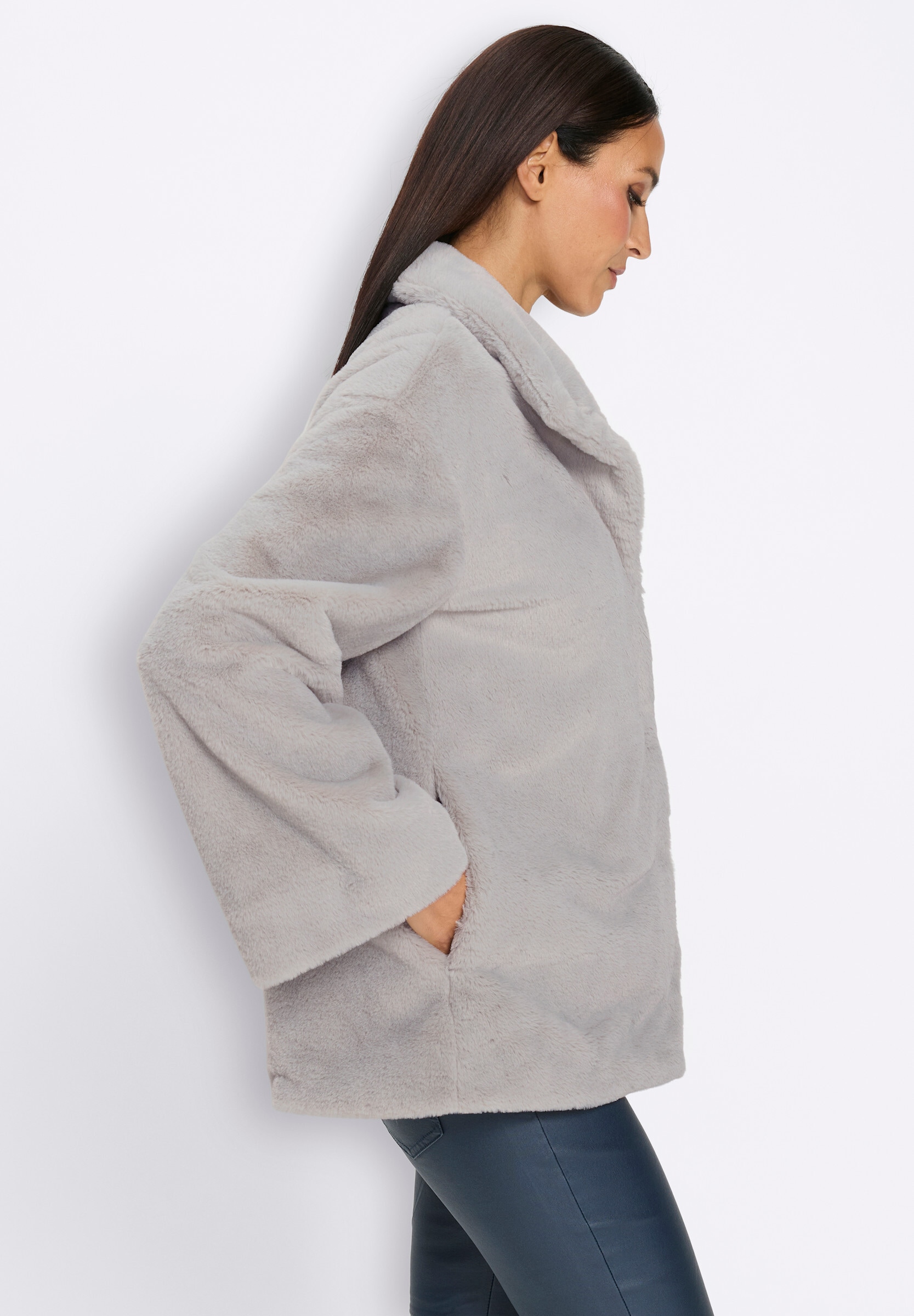 heine Fellimitatjacke »Fellimitat-Jacke Fellimitatjacke Mit Stehkragen« ohne Kapuze