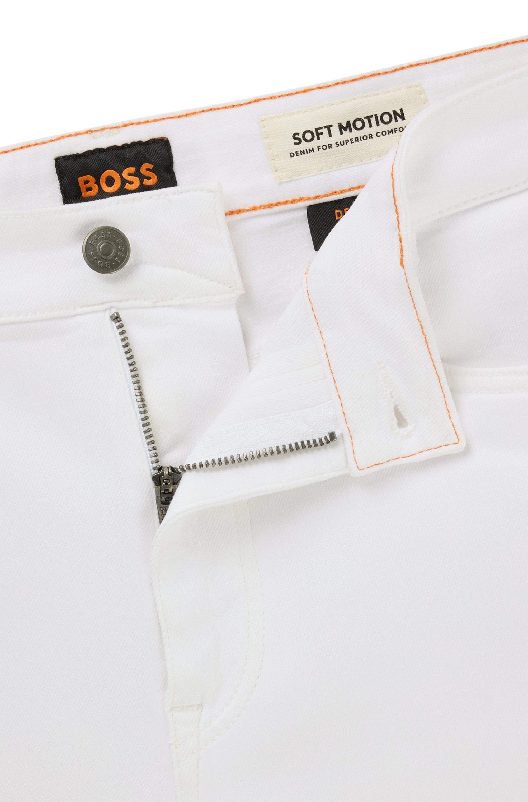BOSS ORANGE 5-Pocket-Jeans »Delaware«, in weißer Optik mit Lederbadge
