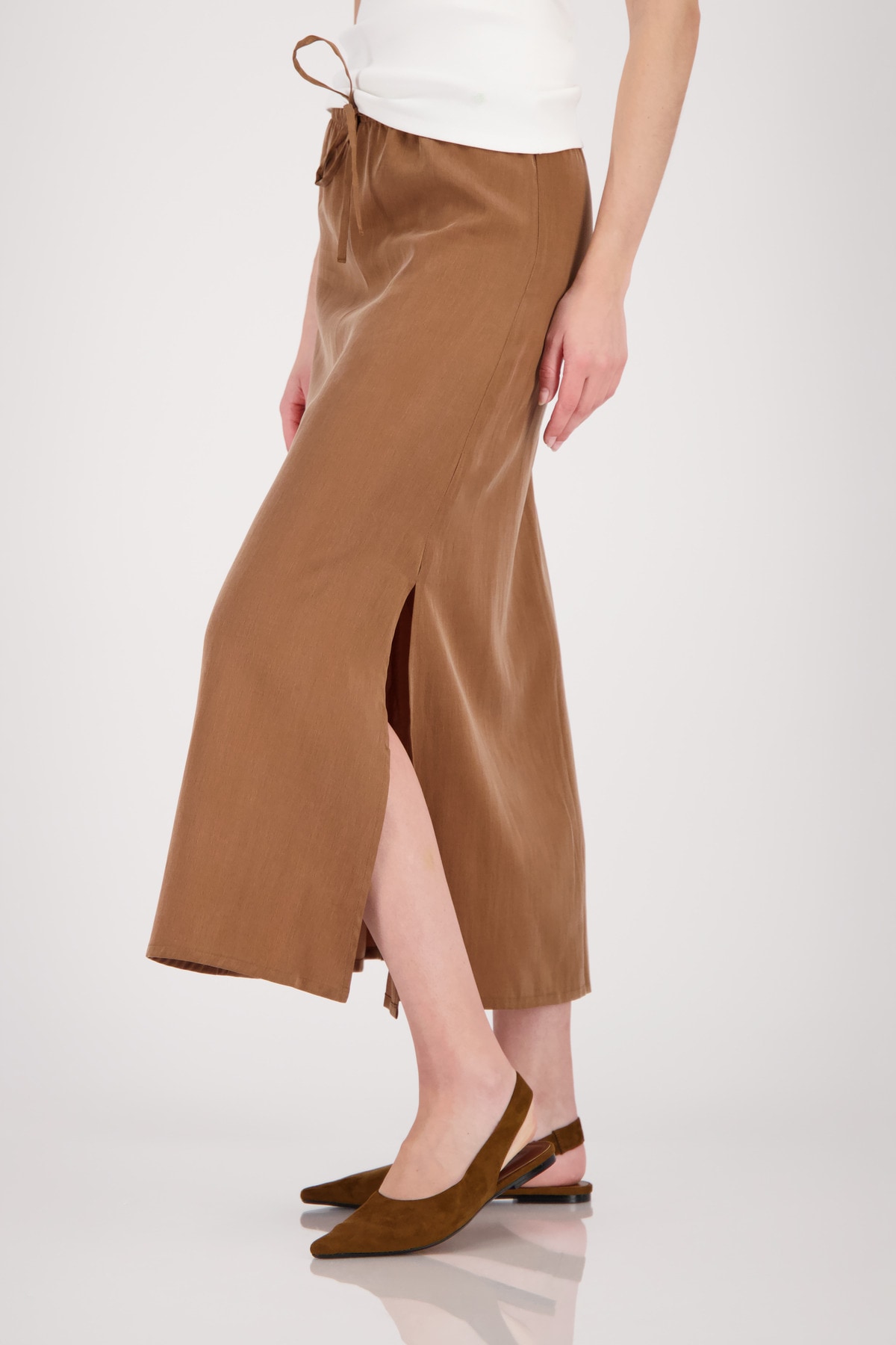 Monari Midirock »Rock Basic Cupro« Seidig glatte Haptik, Midi-Länge, Bindeband, Seitenschlitz