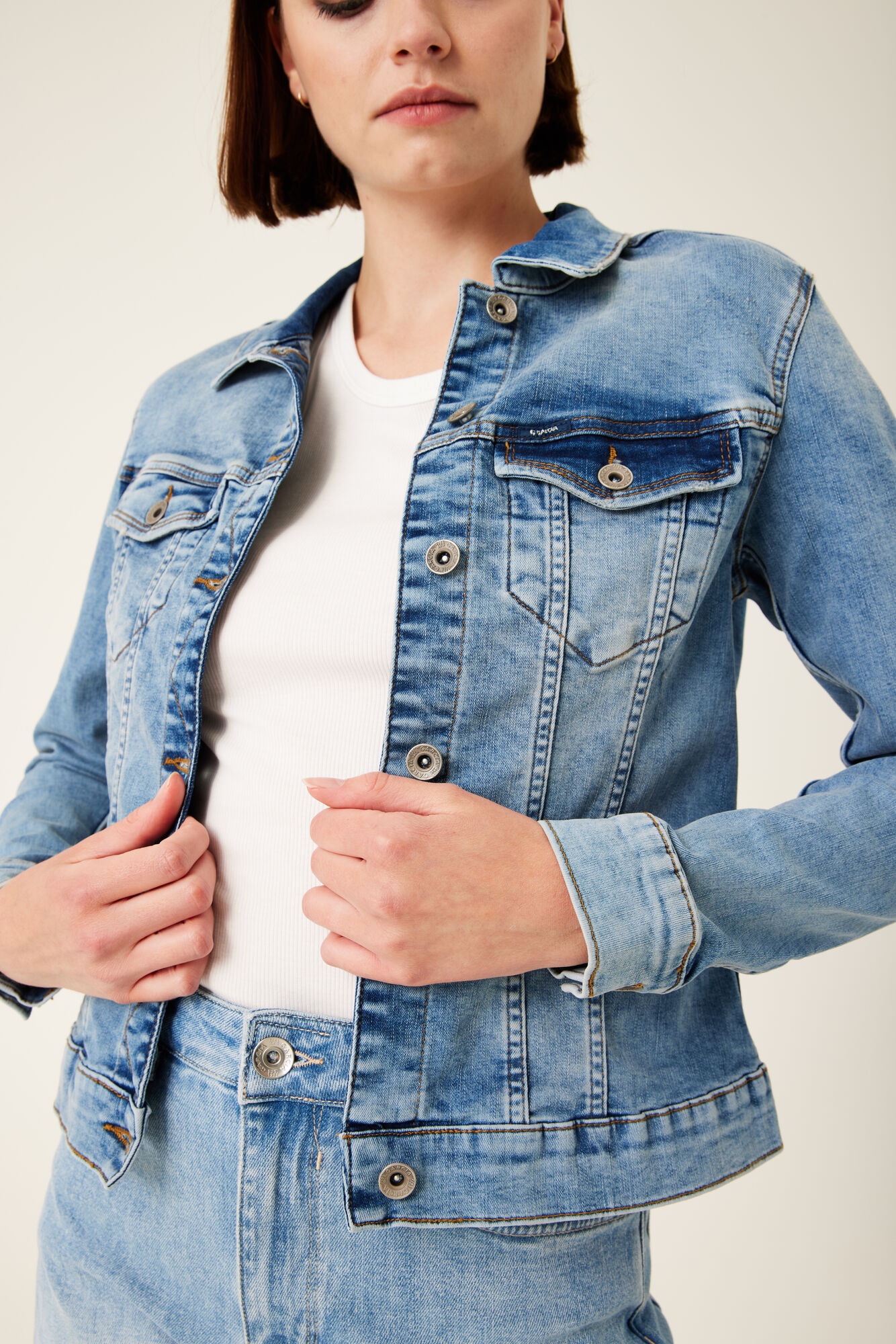Garcia Jeansjacke »Sofia«, mit Stretch