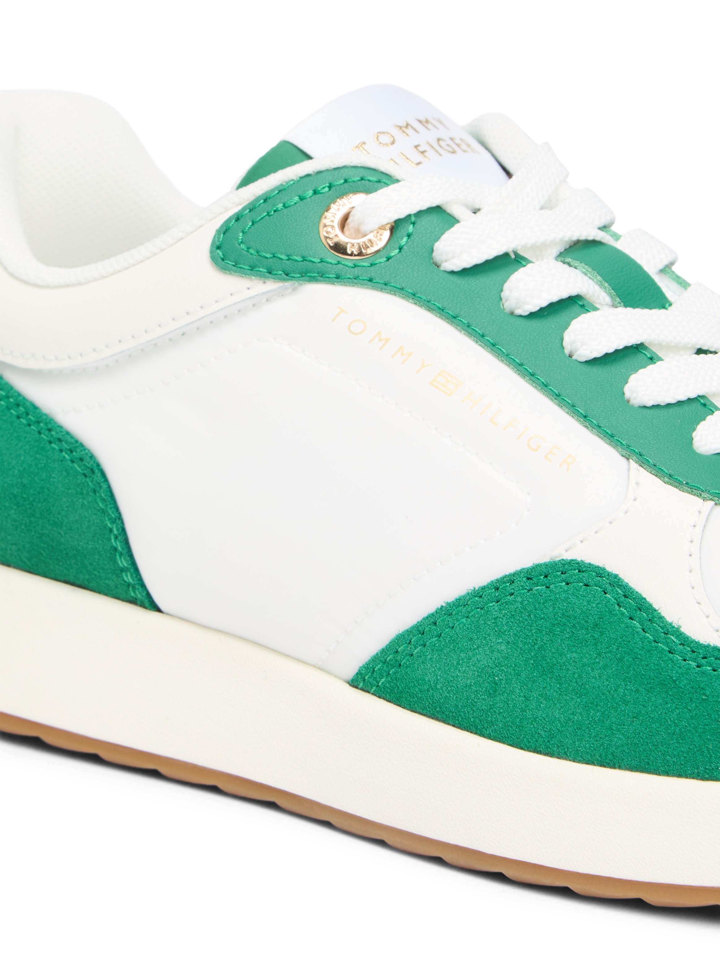 Tommy Hilfiger Plateausneaker »MIX MATERIAL RUNNER«  , Freizeitschuh, Halbschuh, Schnürschuh mit modischem Kontrastbesatz