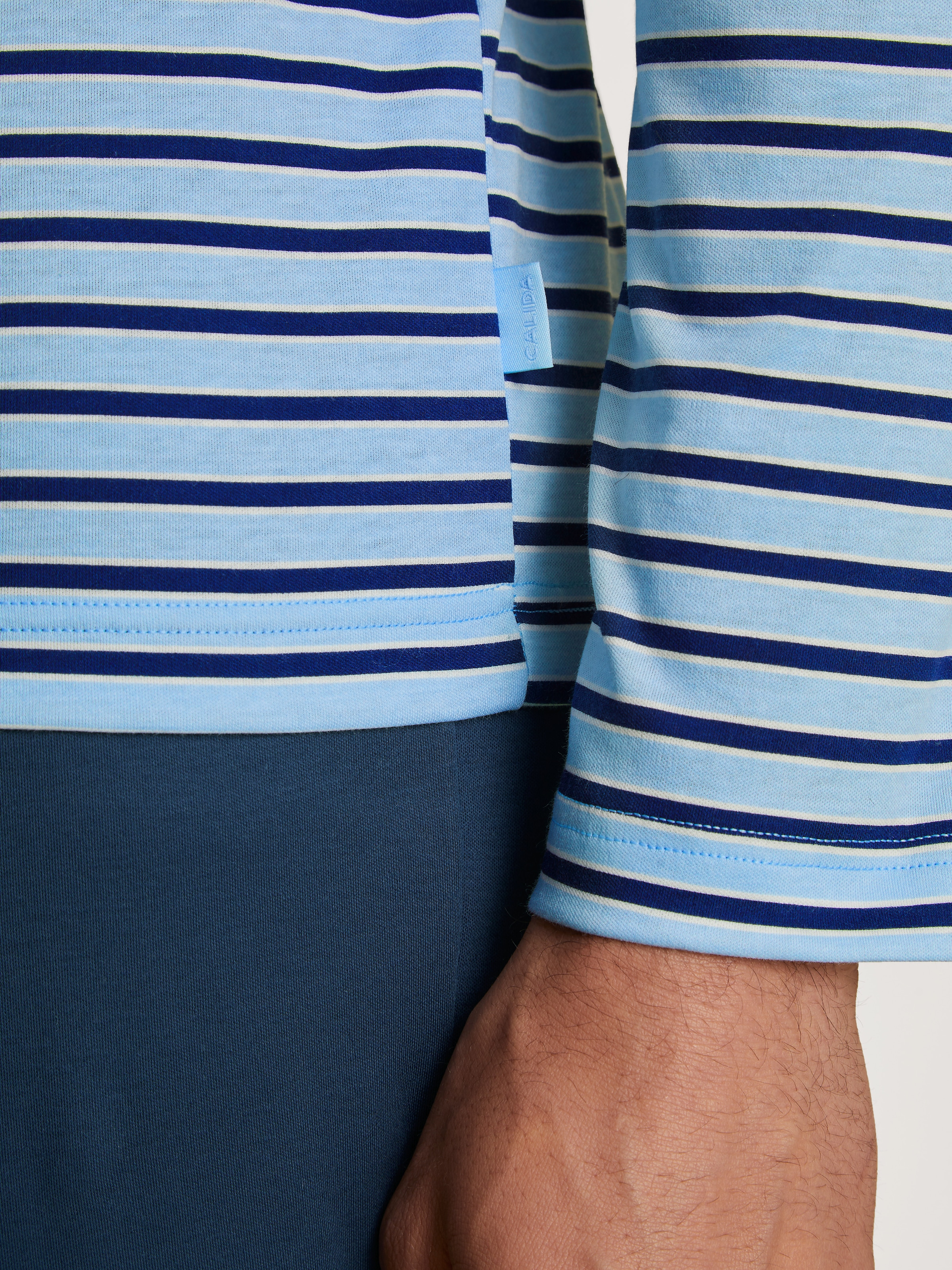 CALIDA Pyjama »Relax Streamline«, (Set, 2 tlg.), mit V-Ausschnitt-Design