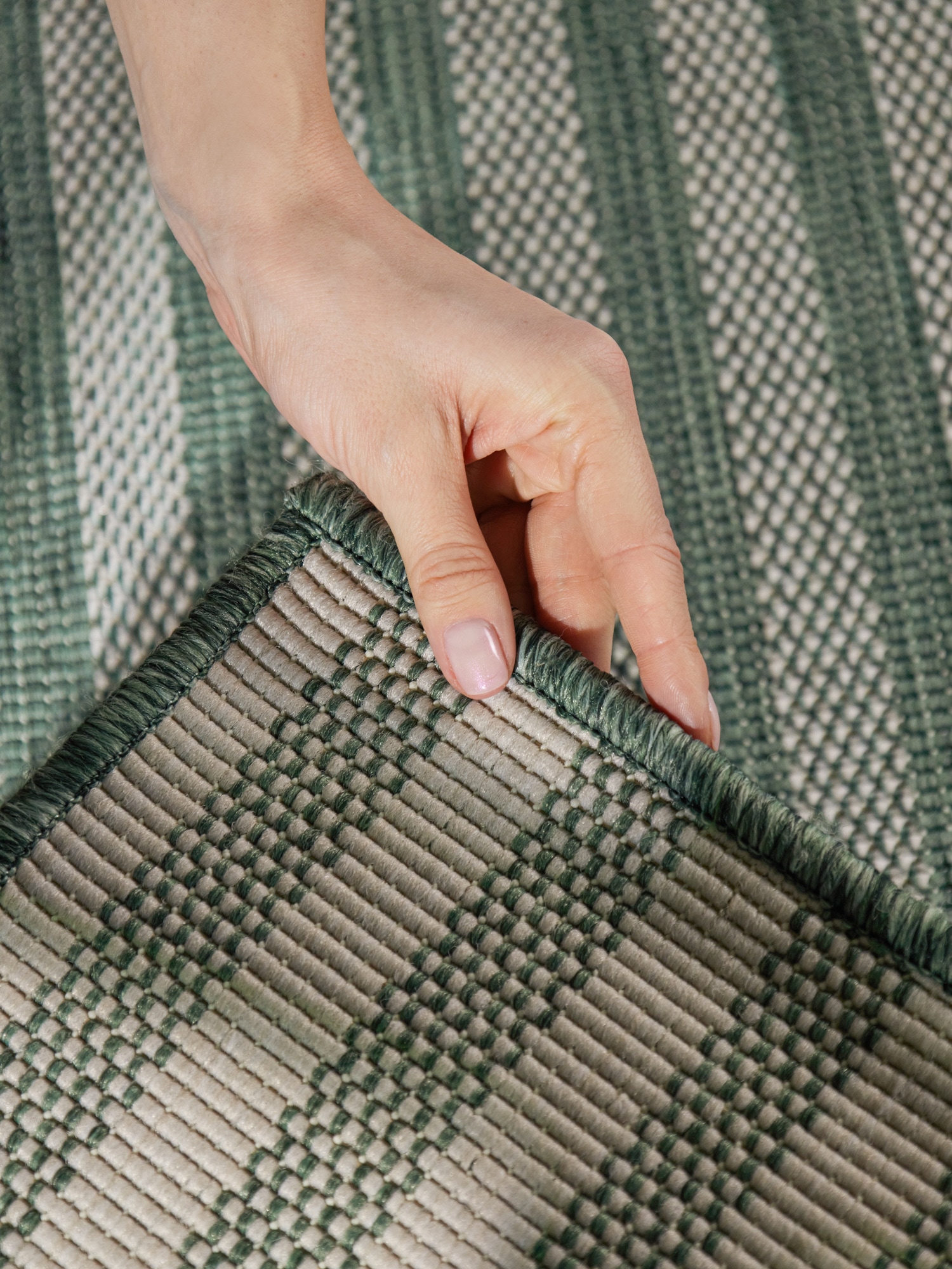 Ted Baker Teppich »Linley , Wendeteppich« rechteckig 8 mm Höhe Designteppich, Wetterfest, Pflegeleicht, Modern, Wohnzimmer, Terrasse