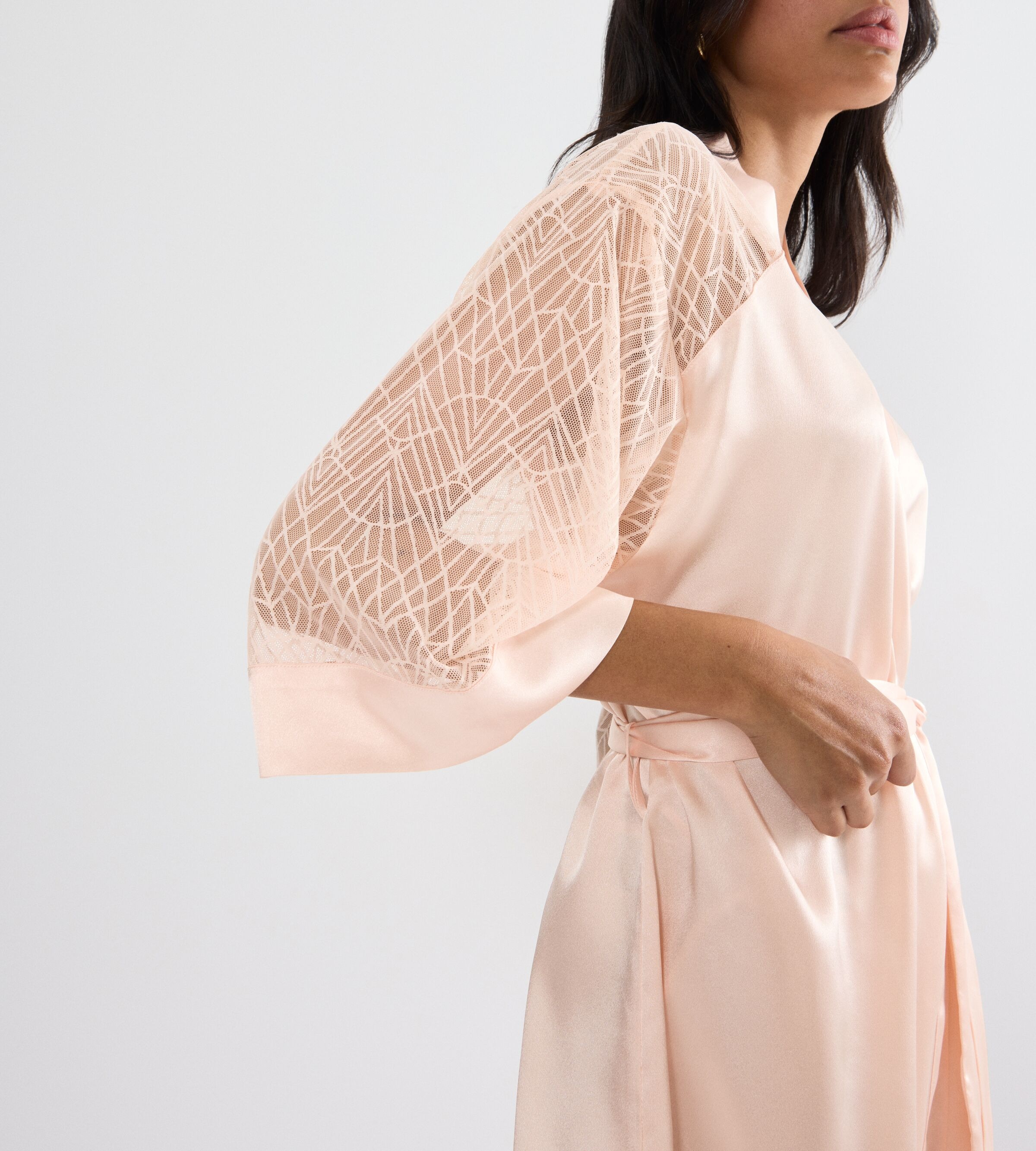 Triumph Morgenmantel »A Weekend to Remember Robe« weite, transparente Ärmel