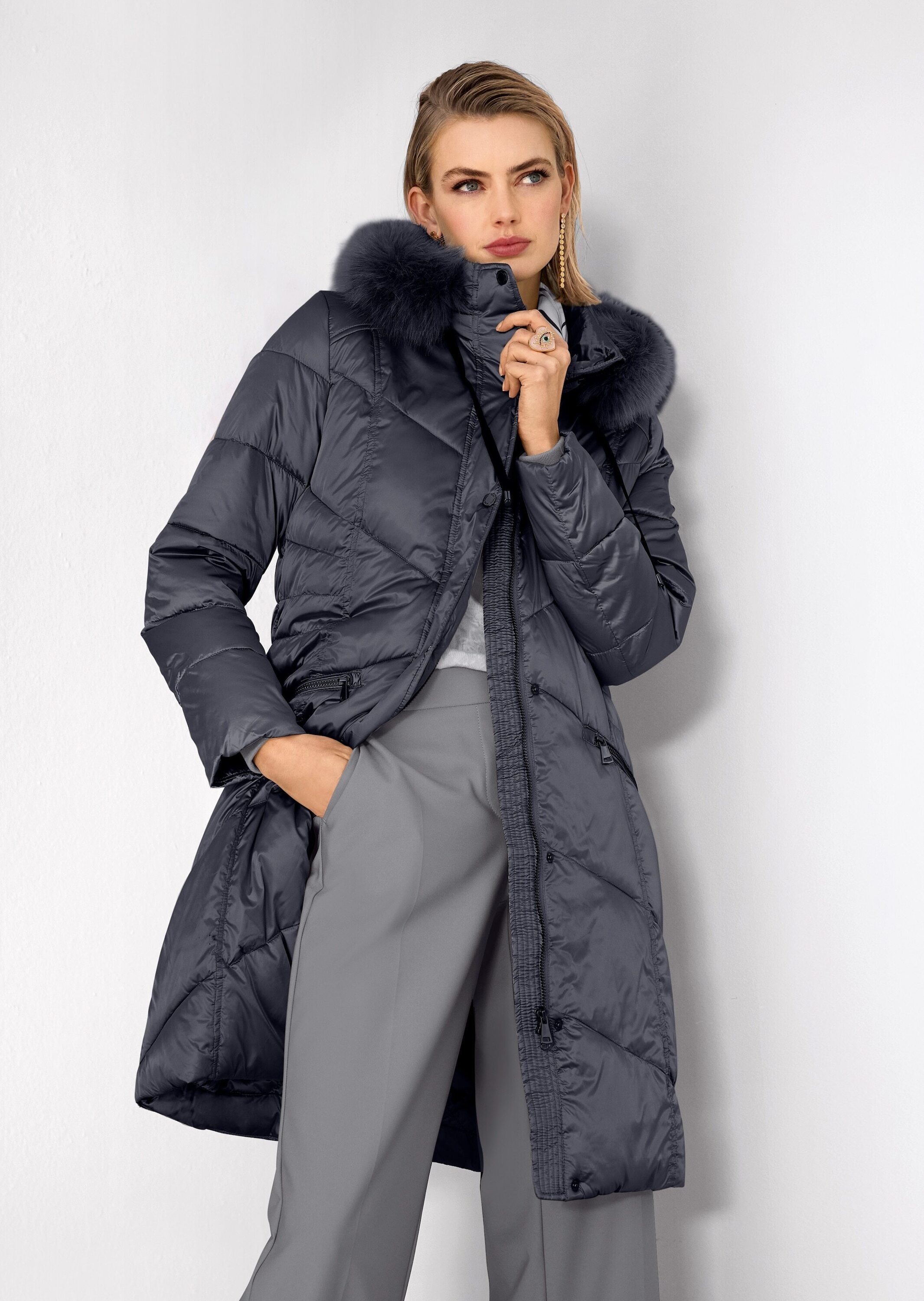 MADELEINE Steppjacke »Wintermantel Kapuzenjacke mit Fancy-Stepp«