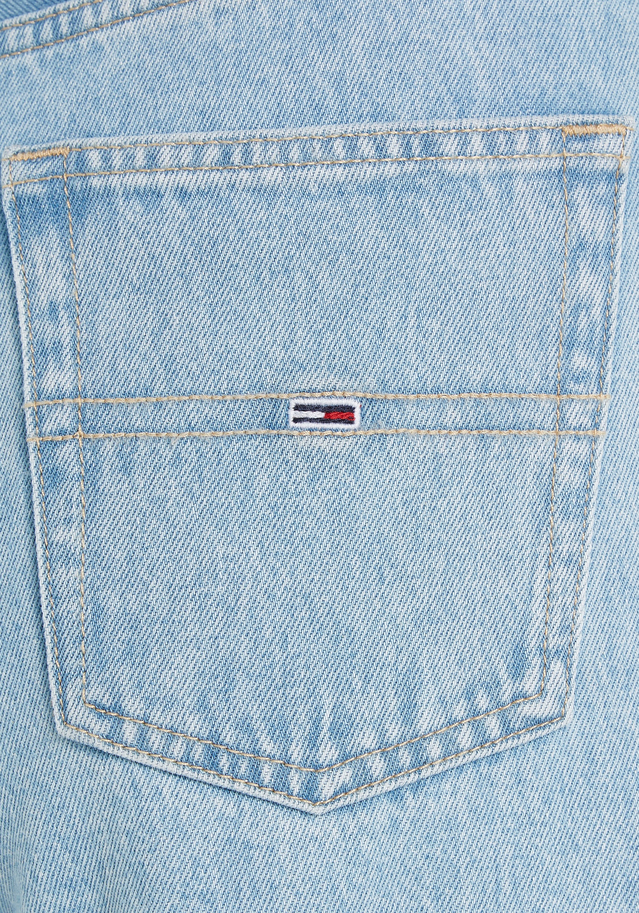 Tommy Jeans Weite Jeans, mit Tommy Jeans Logobadges online bei OTTO