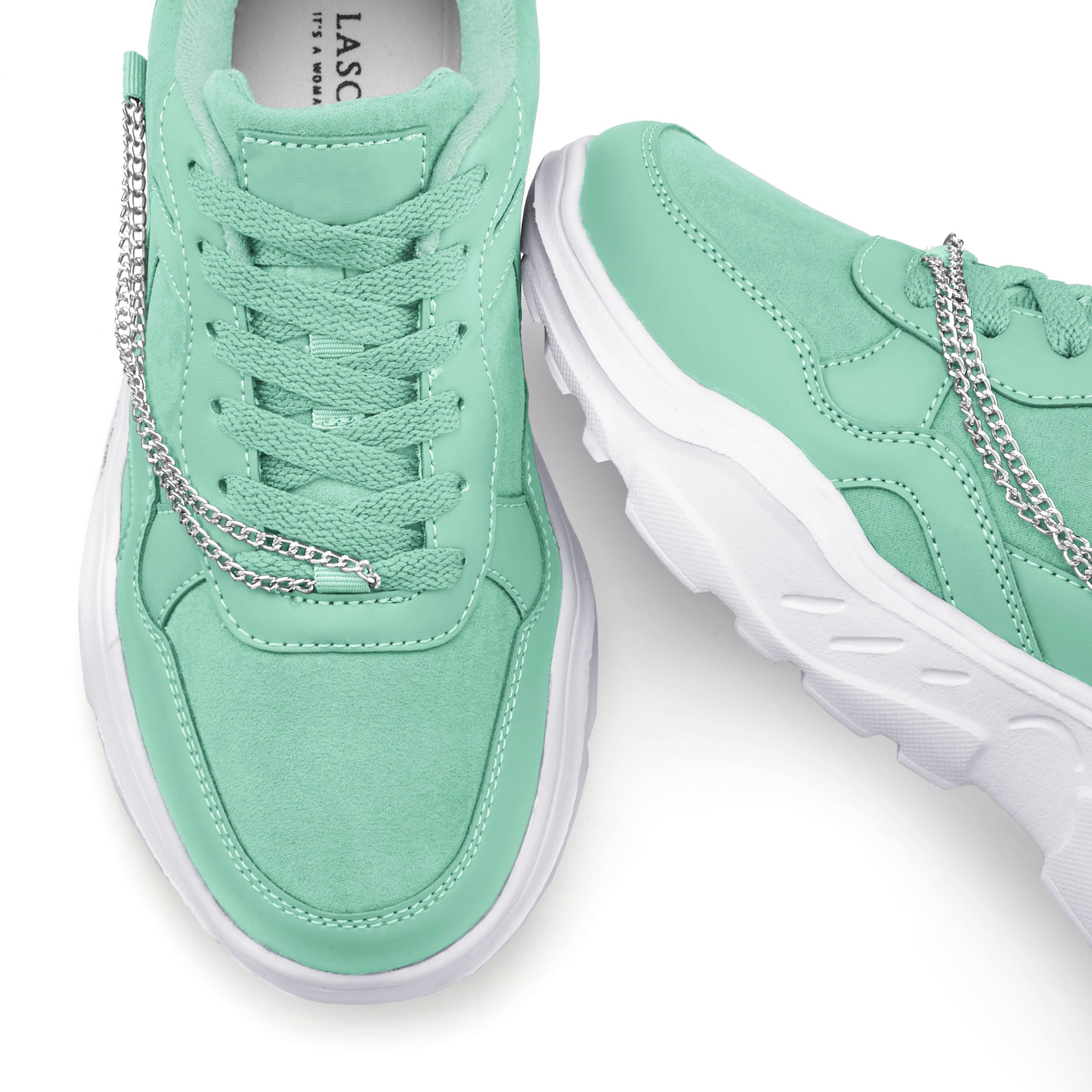 LASCANA Sneaker, mit Chunky-Sohle & Ketten, Schnürhalbschuhe, Freizeitschuhe VEGAN