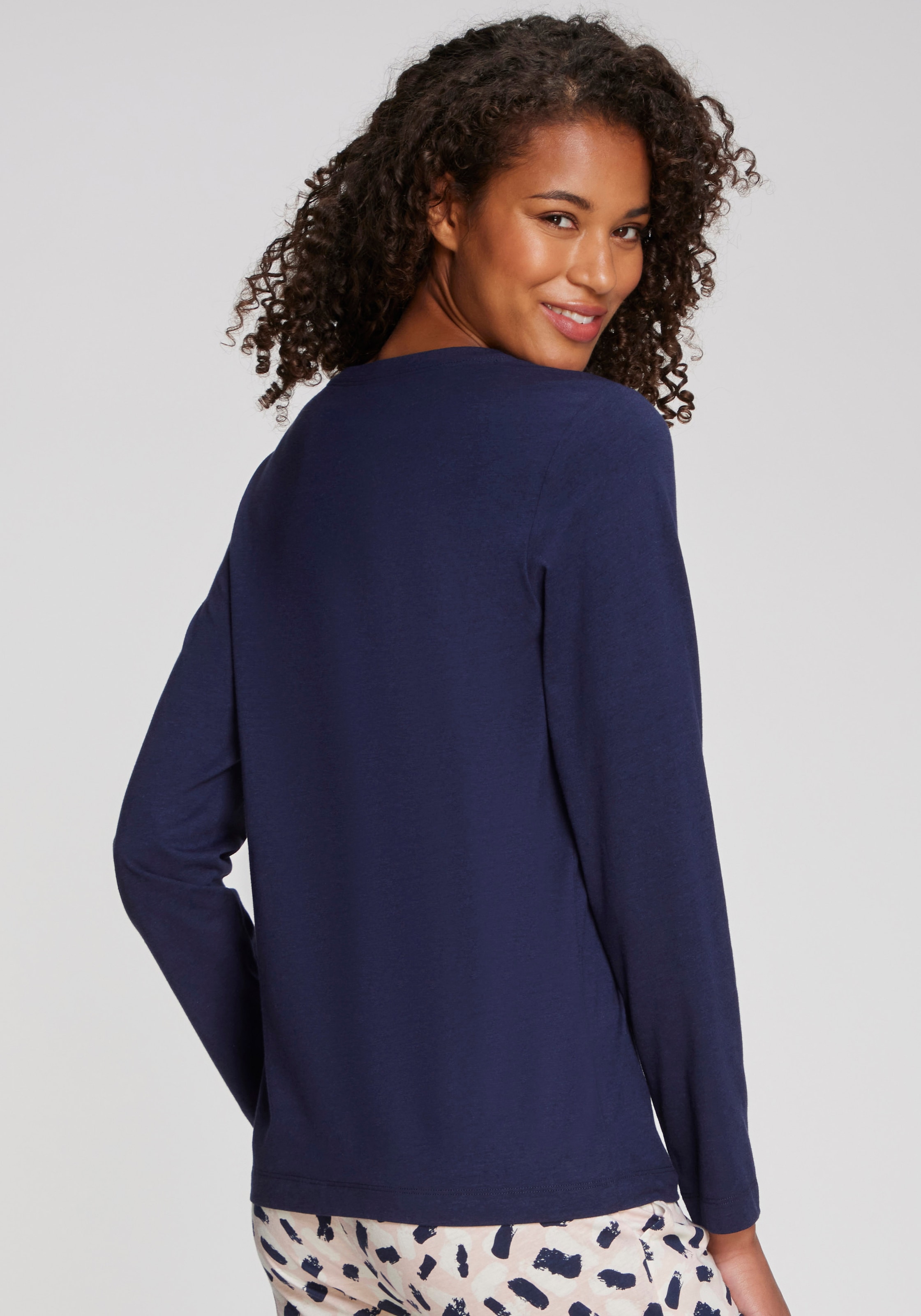 s.Oliver Pyjamaoberteil mit kleinem Frontprint