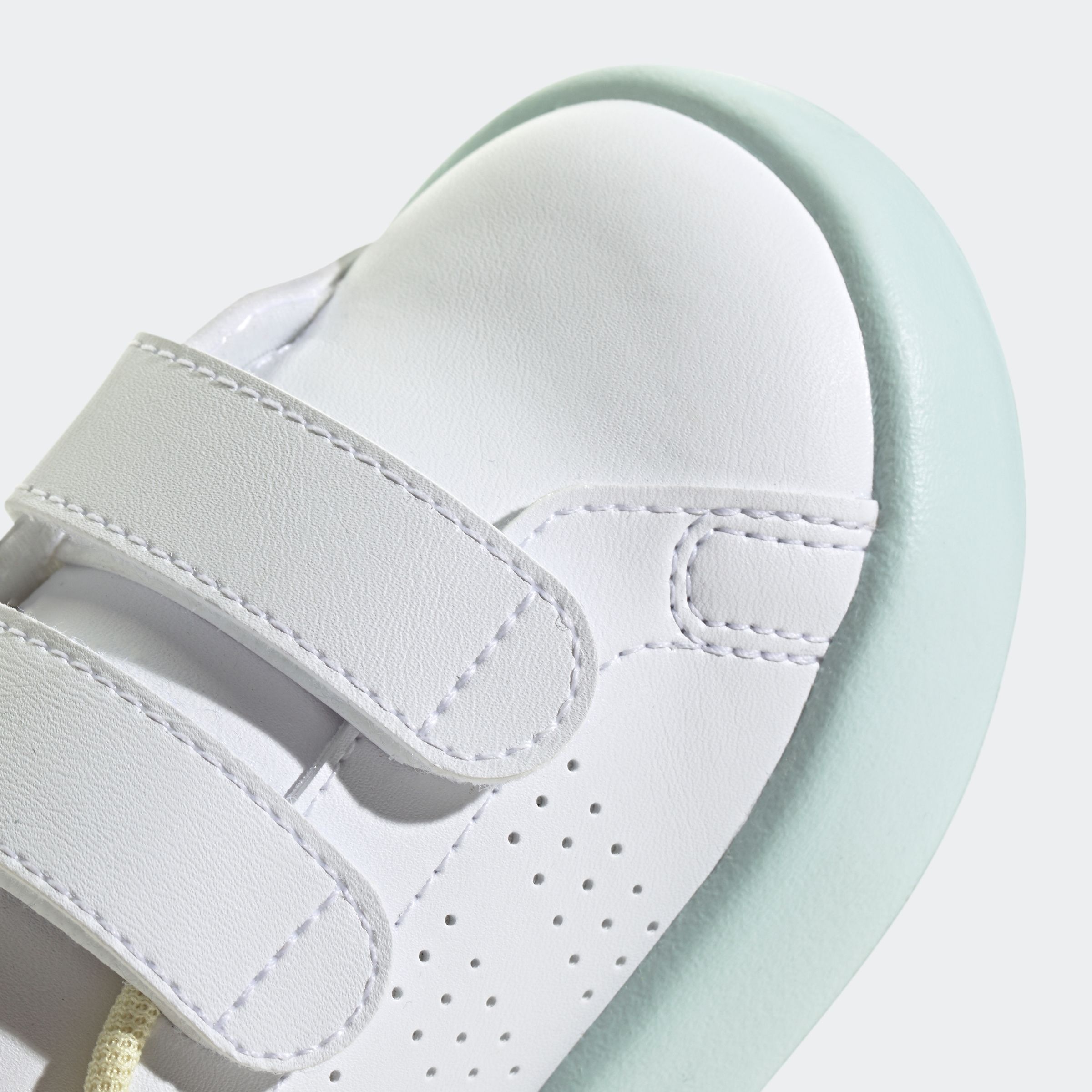 adidas Sportswear Klettschuh »ADVANTAGE KIDS«, Design auf den Spuren des adidas Stan Smith, für Kinder