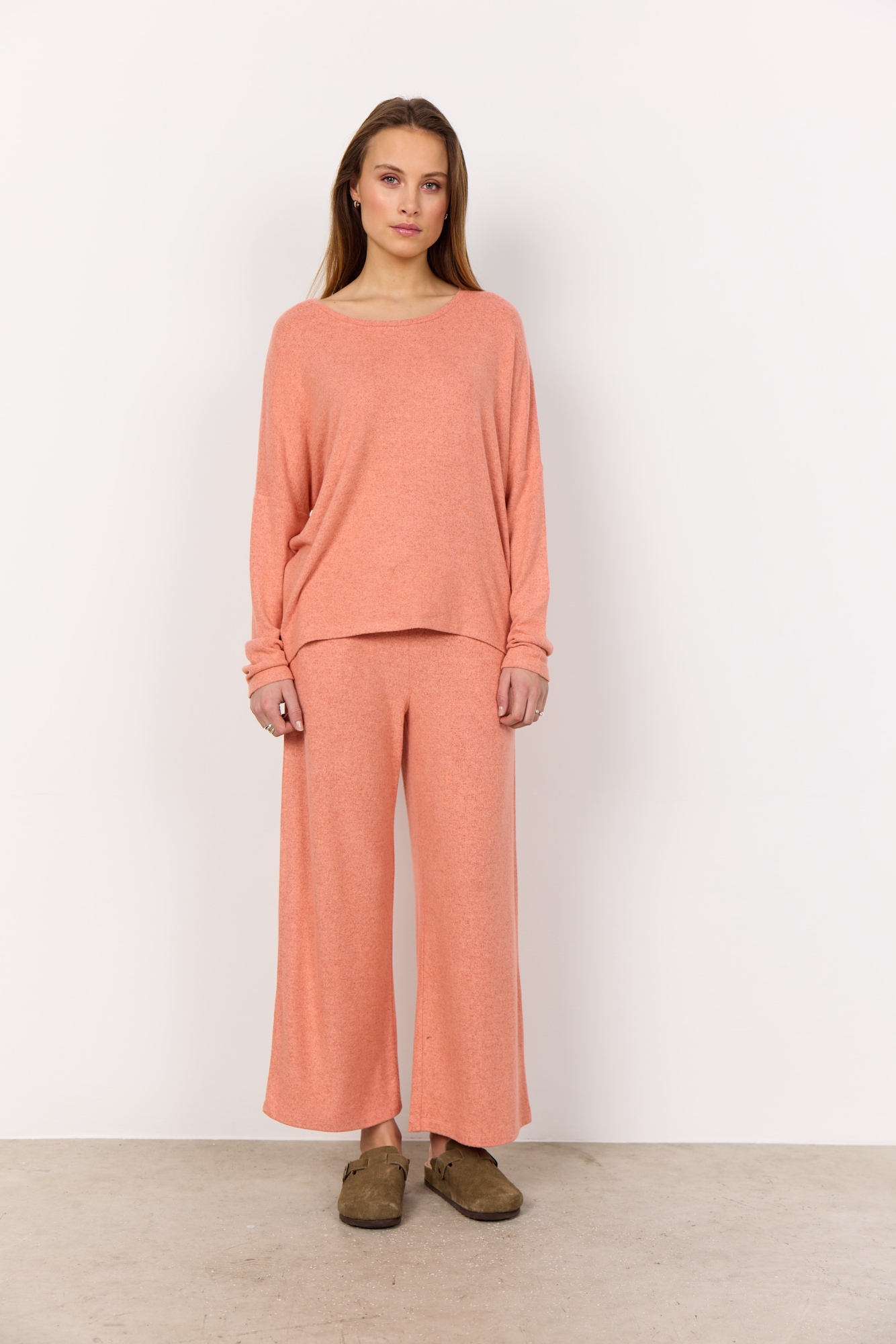 soyaconcept Rundhalsshirt »SC-BIARA 1«, bequemer Pullover, elastische Viskose-Qualität in melierter Optik