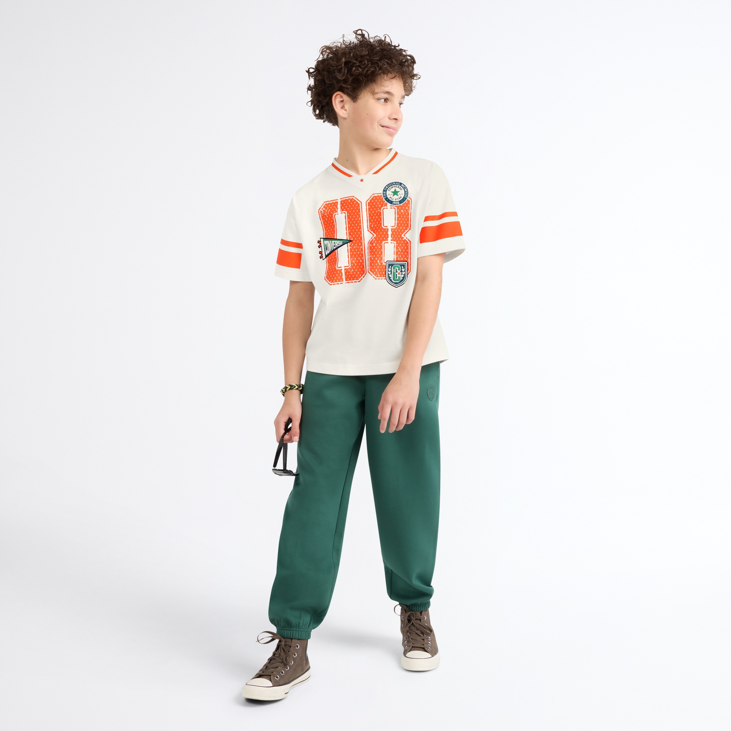 Converse T-Shirt »CNVB VARCITY OVERSIZED VNECK T« mit sportlichem College-Style, aus Jersey