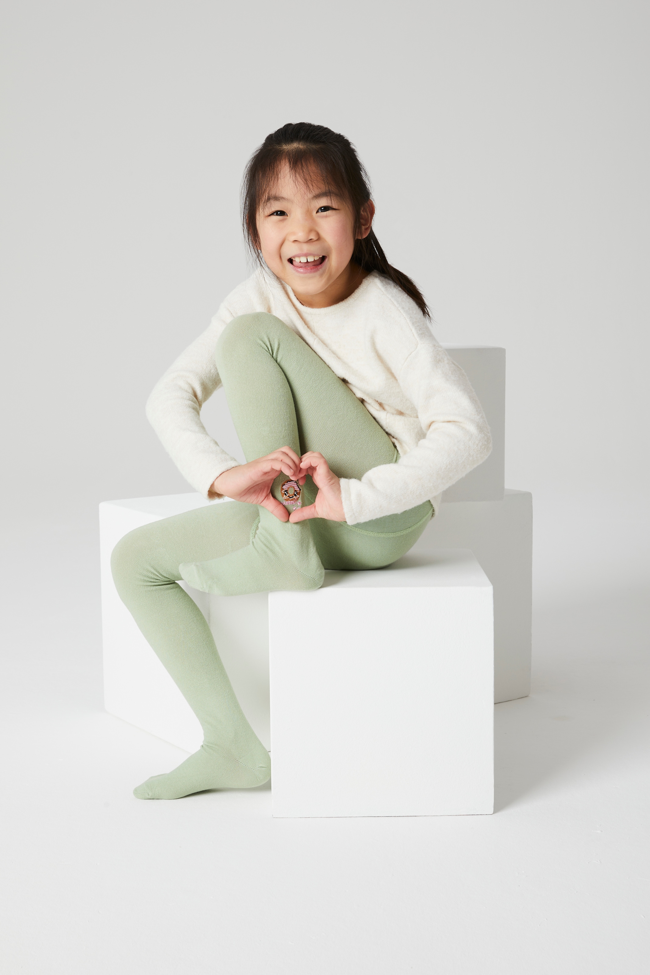 H.I.S Strickstrumpfhose Packung, 3 Stk. tlg. mit kleinen Stickereien