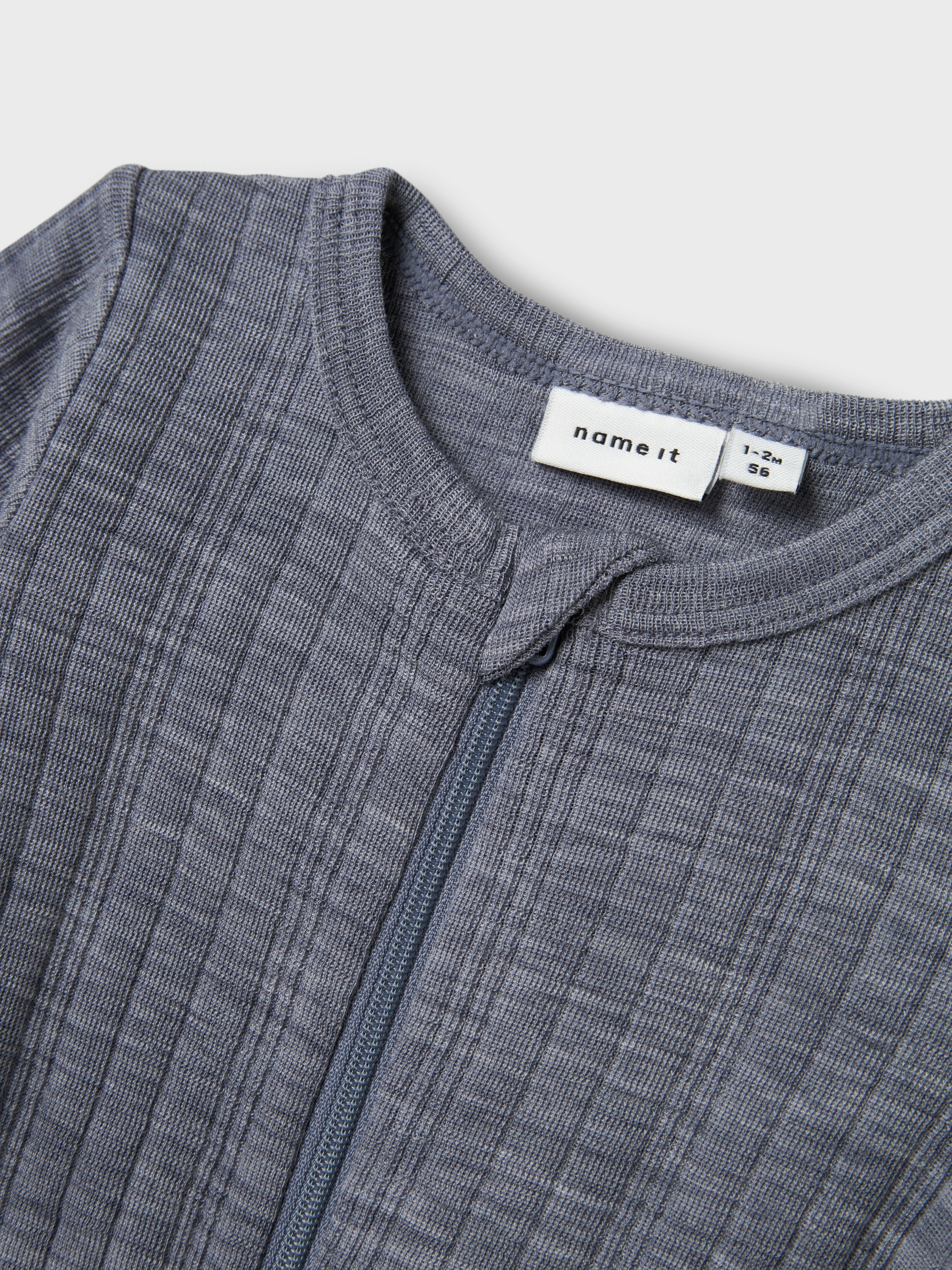 Name It Schlafanzug »NBMWANG WOOL NEEDLE NIGHTSUIT SOLID NOOS«, aus reiner Merinowolle