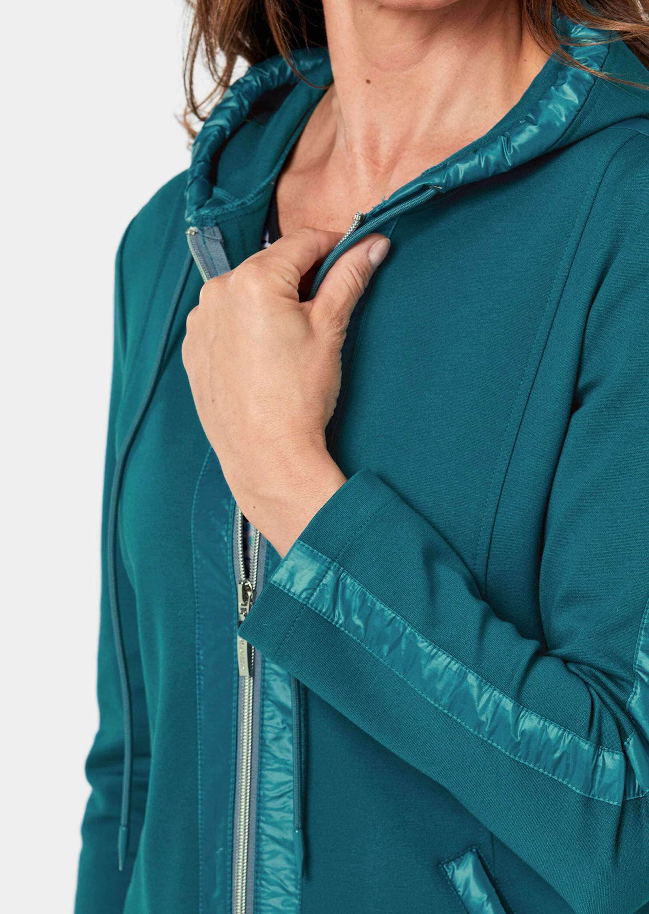 GOLDNER Kurzjacke »Kurzgröße bequeme Freizeitjacke mit Kapuze«