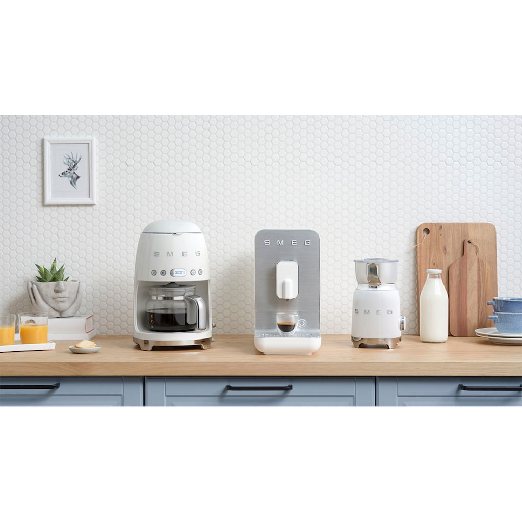 Smeg Filterkaffeemaschine »DCF02WHEU«, 1,4 l Kaffeekanne, Papierfilter, 1x4