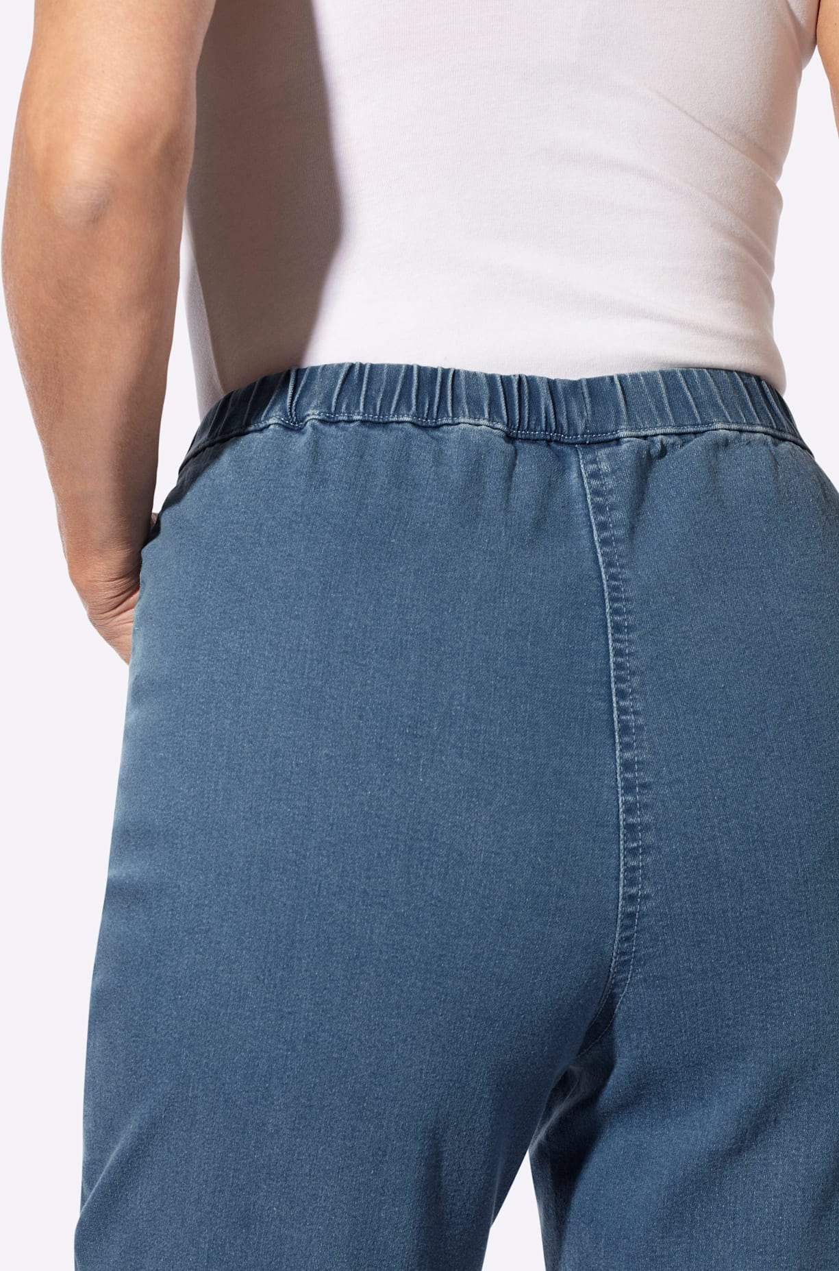 Classic Basics Schlupfjeans 1