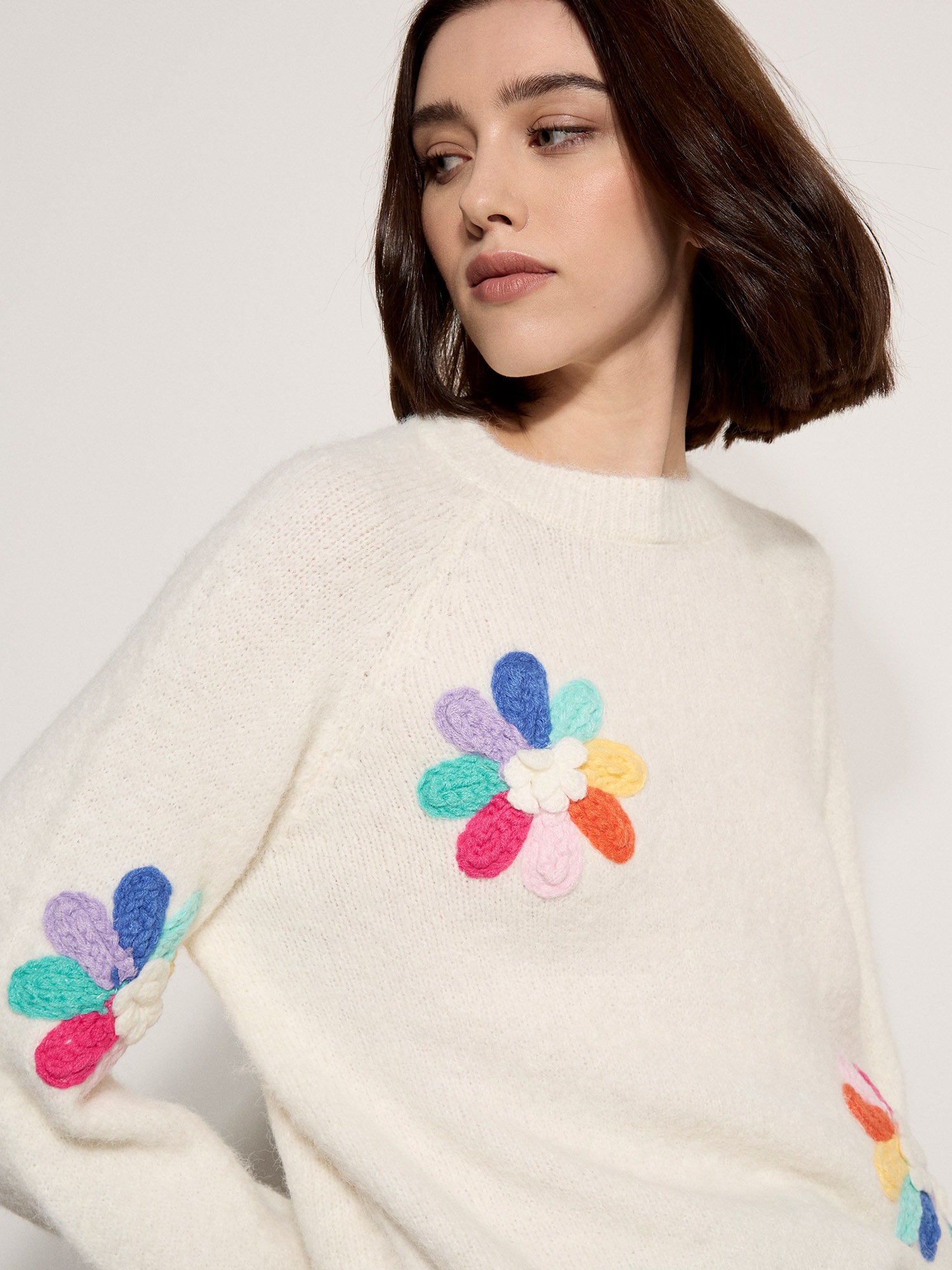 Apricot Strickfleece-Pullover »Pullover« mit aufgenähten bunten Blumen