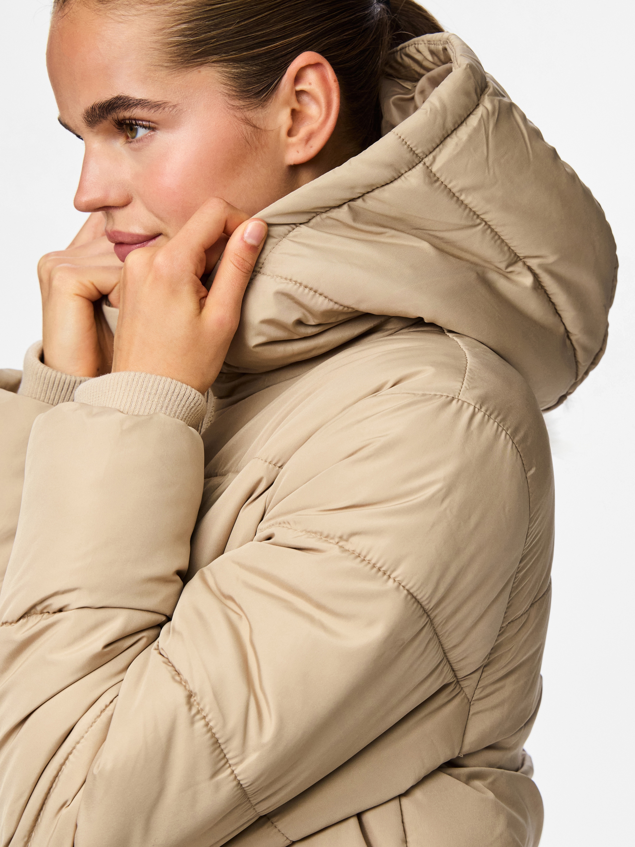 pieces Steppmantel »PCBEE NEW LONG PUFFER JACKET NOOS BC« Kunstfaser