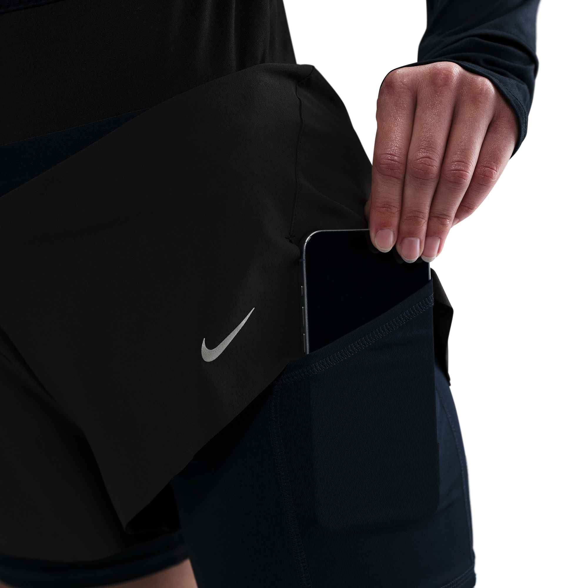 Nike Laufshorts »Nike Swift Women's Dri-FIT Mid-Rise 2-in-1 Running Shorts«  2-in-1-Design, mit Reißverschlusstasche hinten am Bund