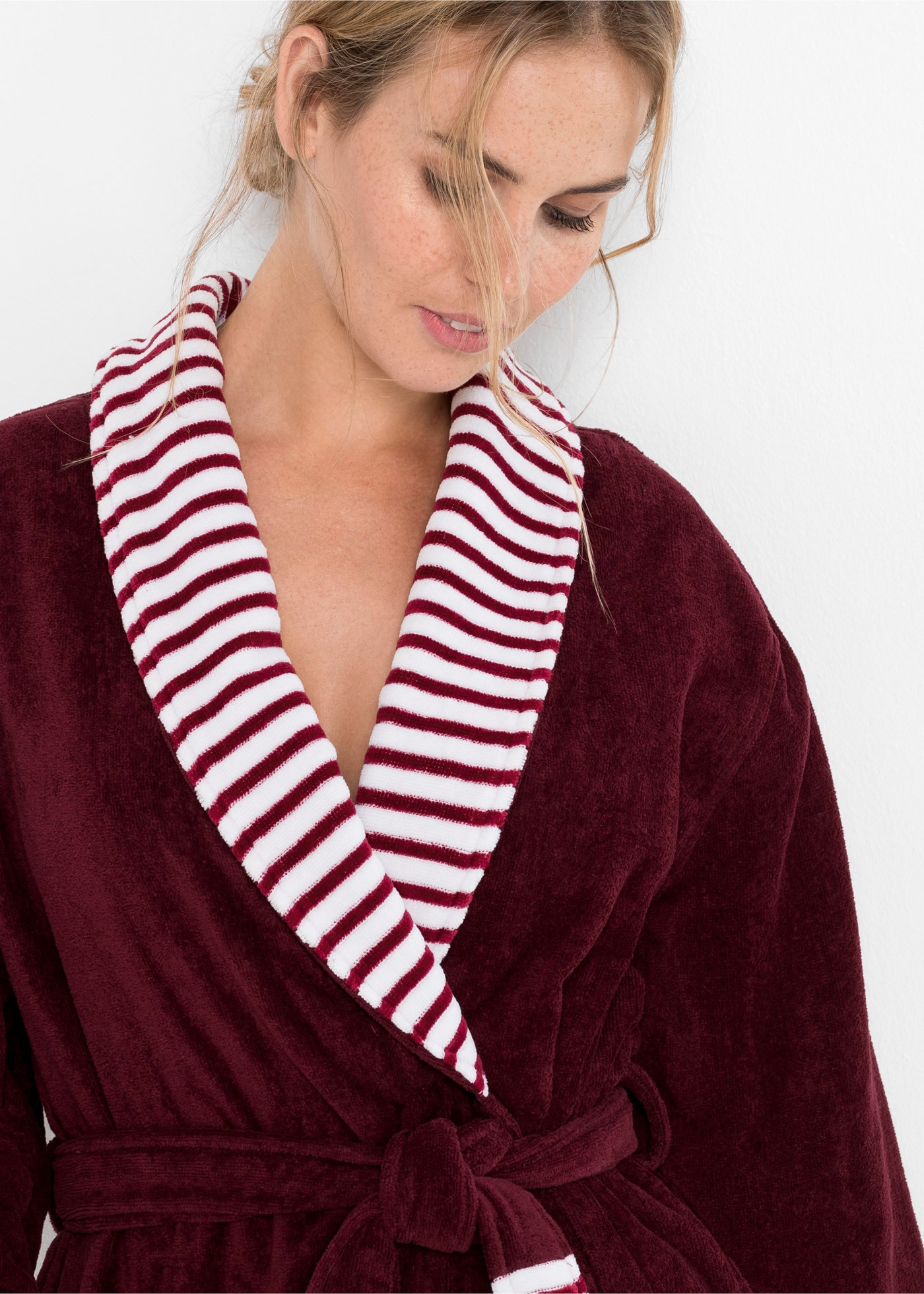 bonprix Bademantel »Frottee Bademantel aus Baumwolle« Frottee Bademantel aus Baumwolle