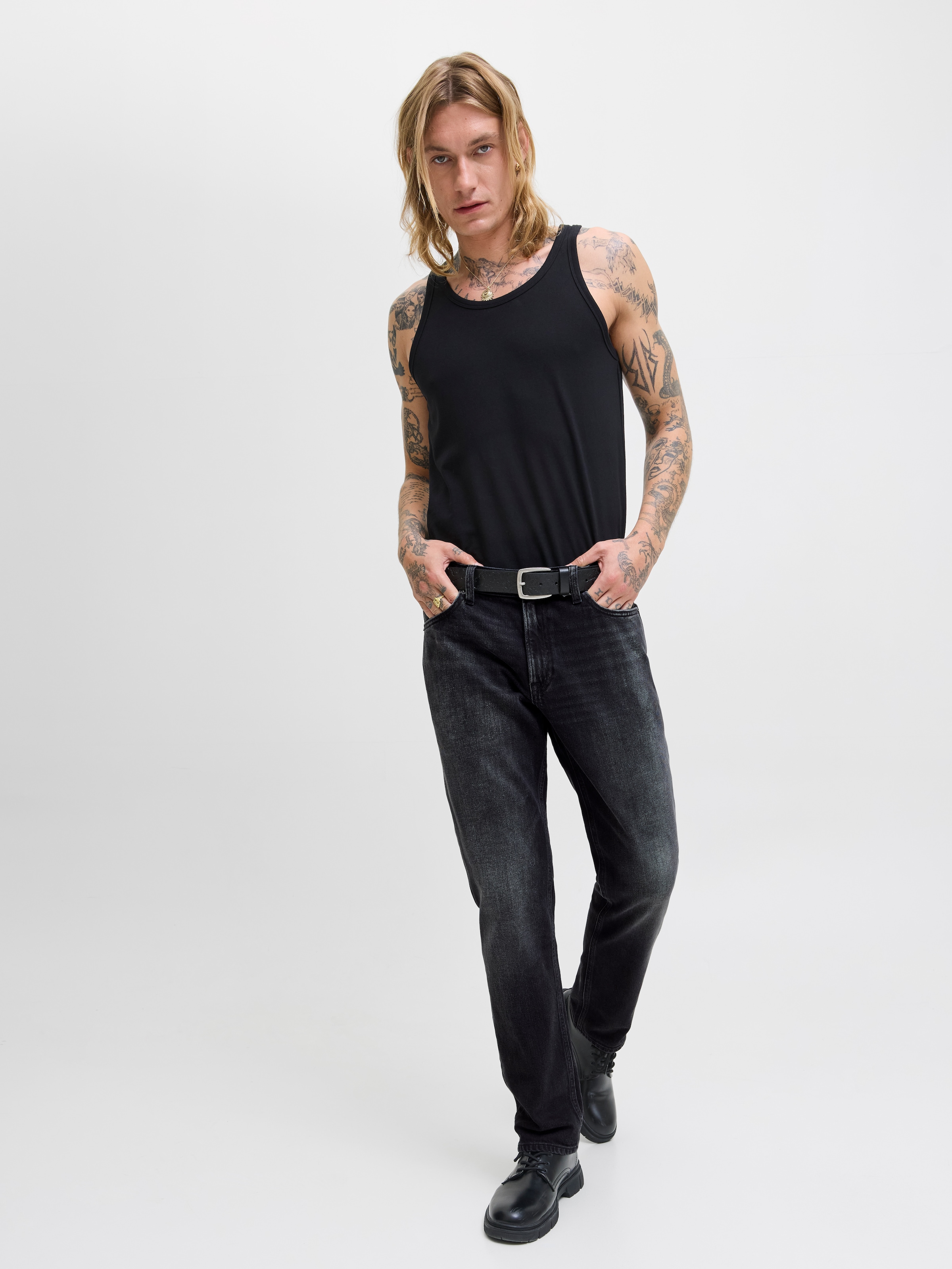 Jack & Jones Regular-fit-Jeans »JJICLARK im Used-Look, Stretchkomfort und niedrige Leibhöhe«, mit Abriebeffekten