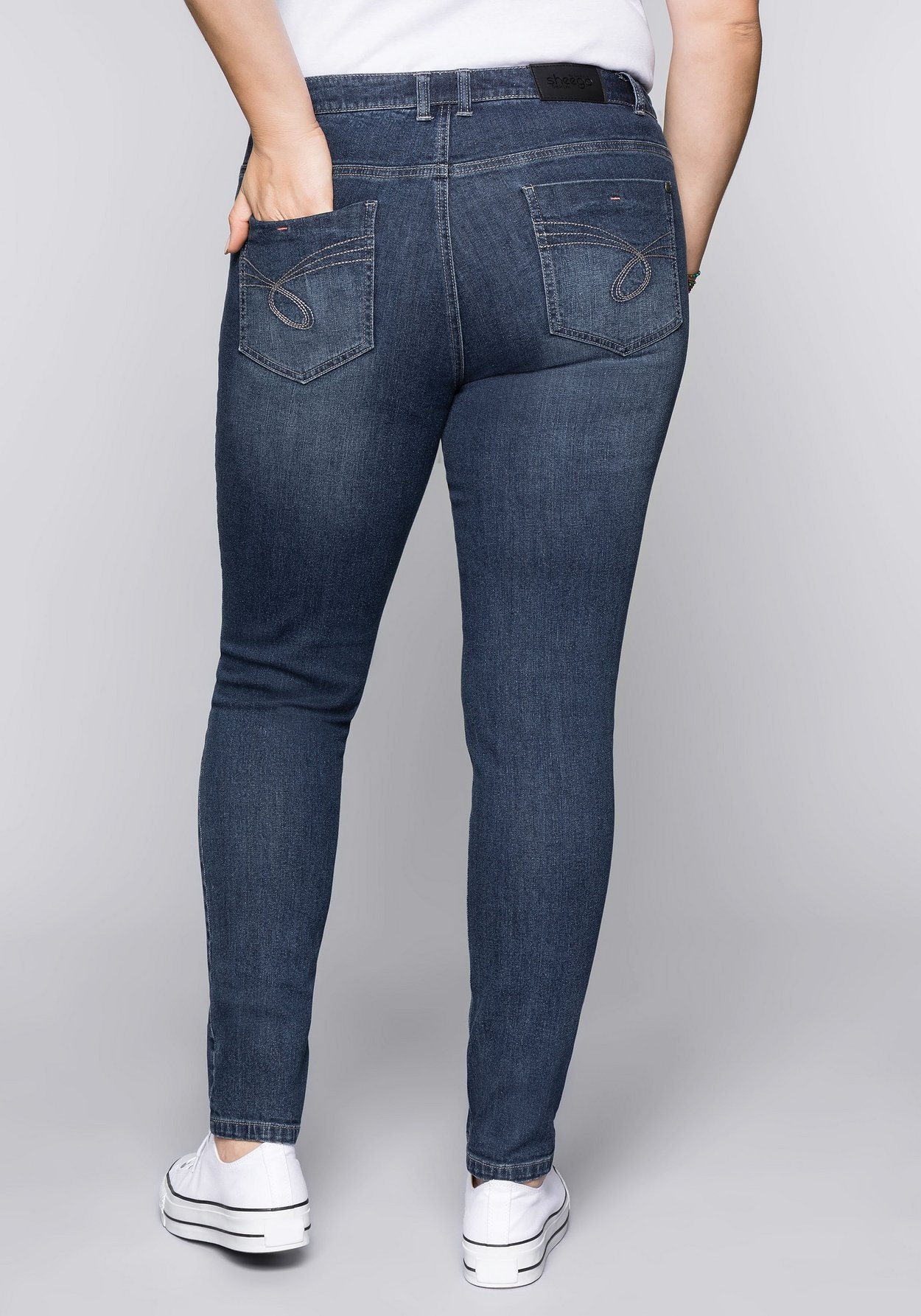 Sheego Stretch-Jeans »Jeans in schmaler Form«