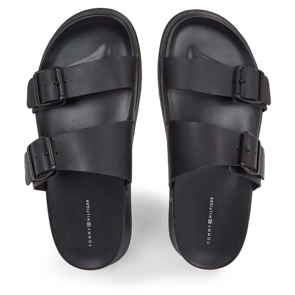 Tommy Hilfiger Pantolette »D DENSITY HILFIGER BUCKLE SANDAL«, Sommerschuh, Schlappen, Poolslides, mit verstellbaren Schnallen