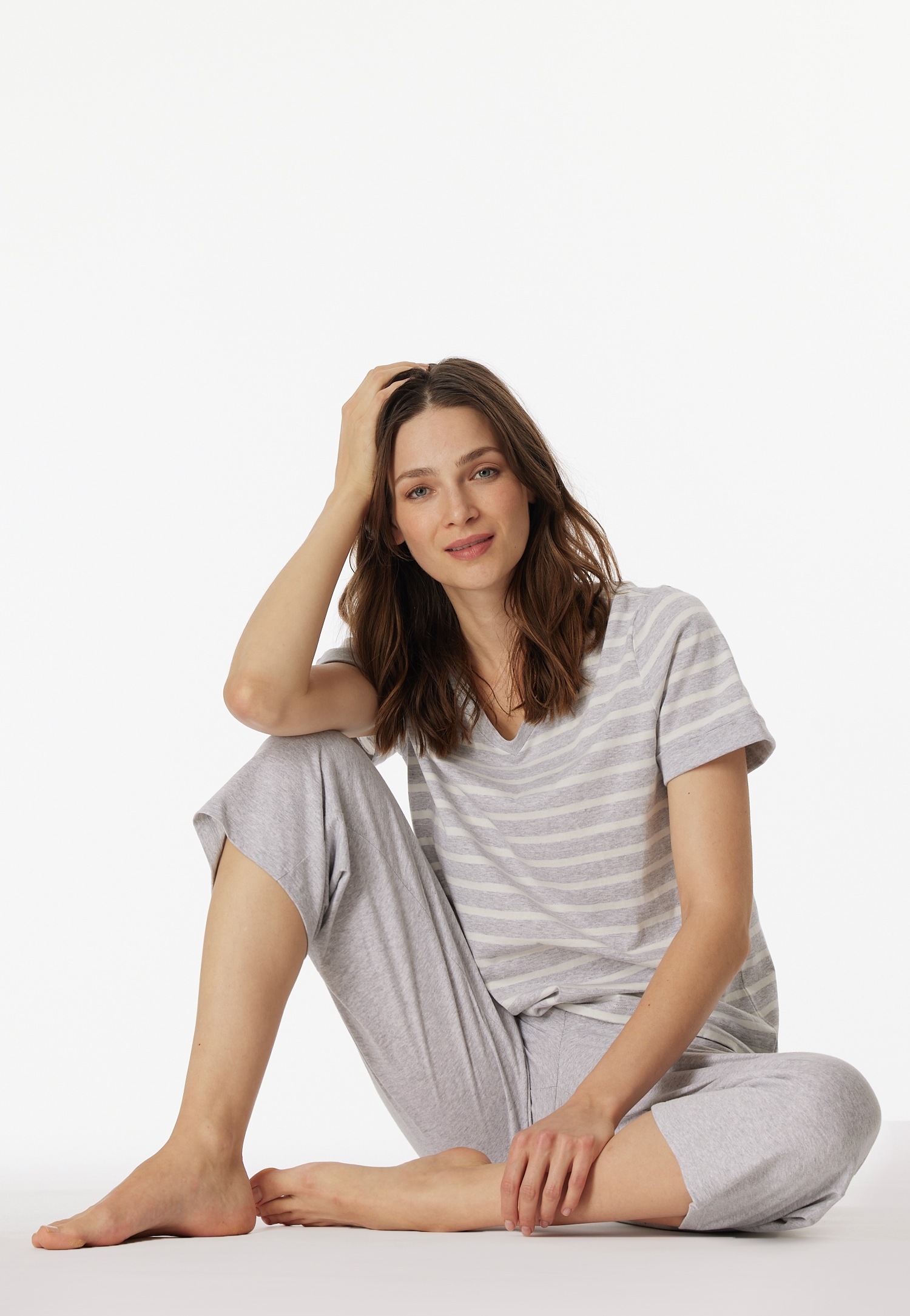 Schiesser Schlafanzug »"Casual Essentials"«, mit modisch umgeschlagenen Ärmeln