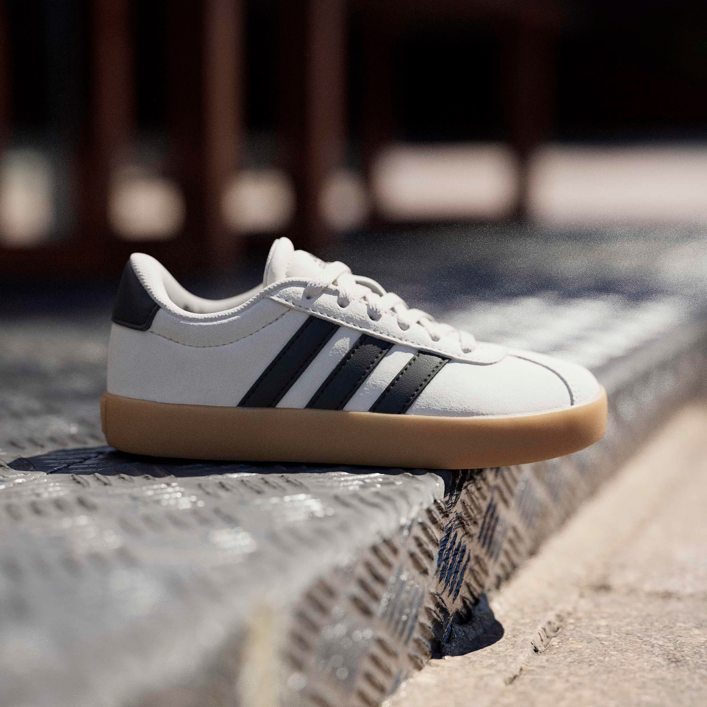 adidas Sportswear Sneaker »VL COURT 3.0«  inspiriert vom Design des adidas Handball Spezial