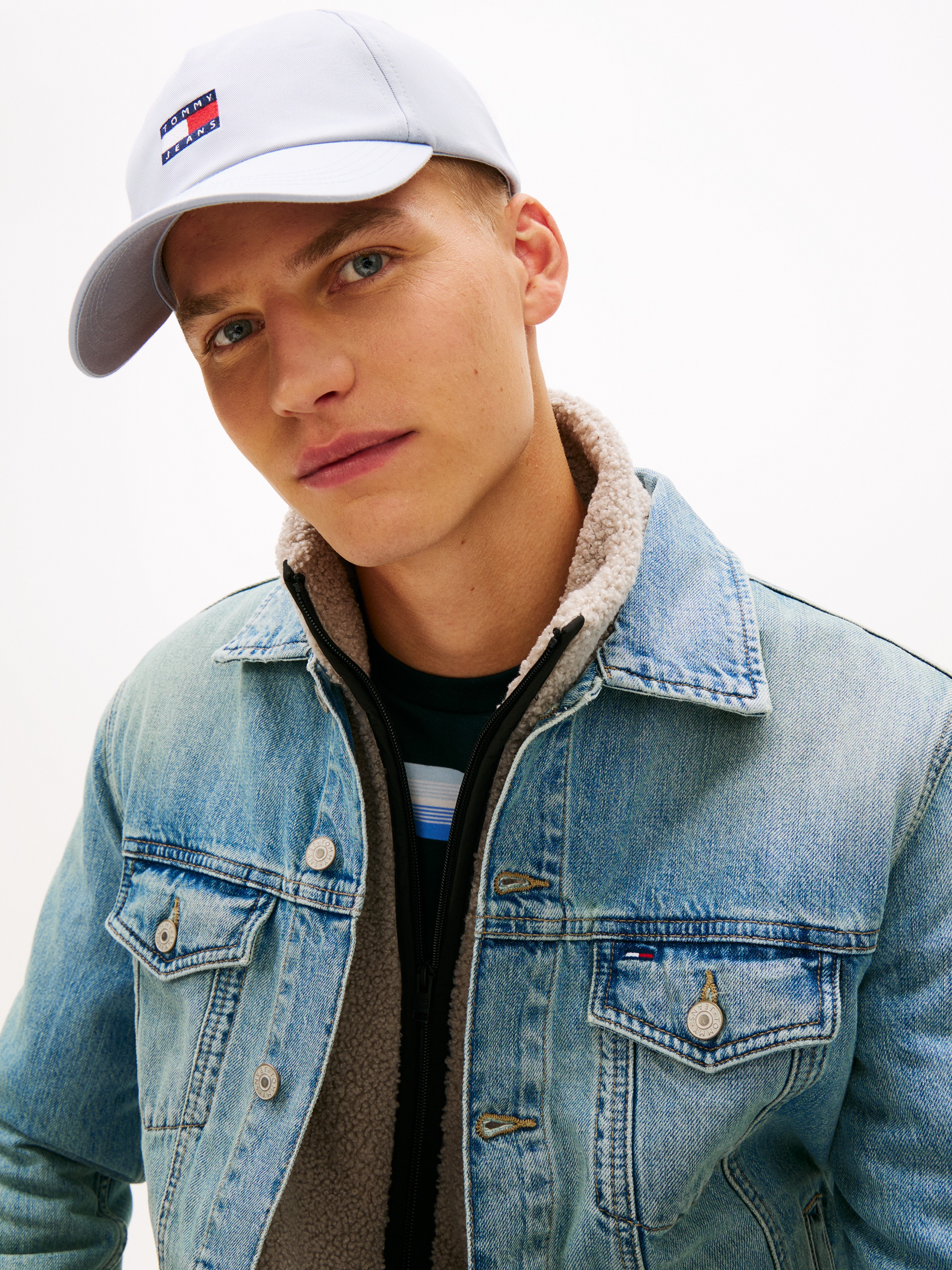 Tommy Jeans Baseball Cap »TJM HERITAGE CORE CAP« UNISEX Klemmverschluss, große Logostickerei