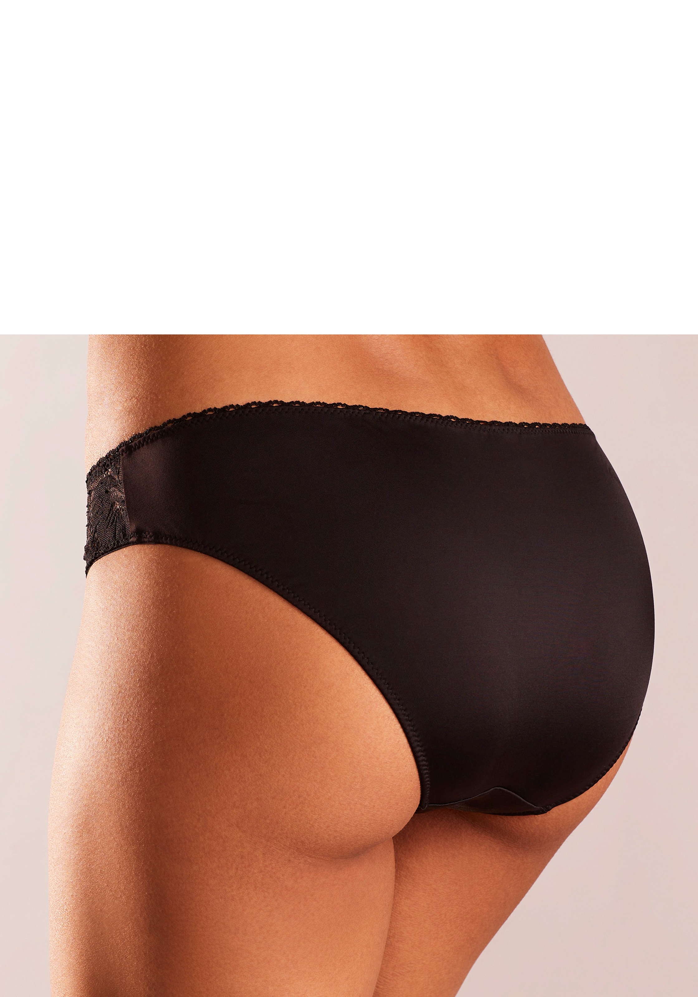 LASCANA Slip, mit hübschen Spitzeneinsätzen