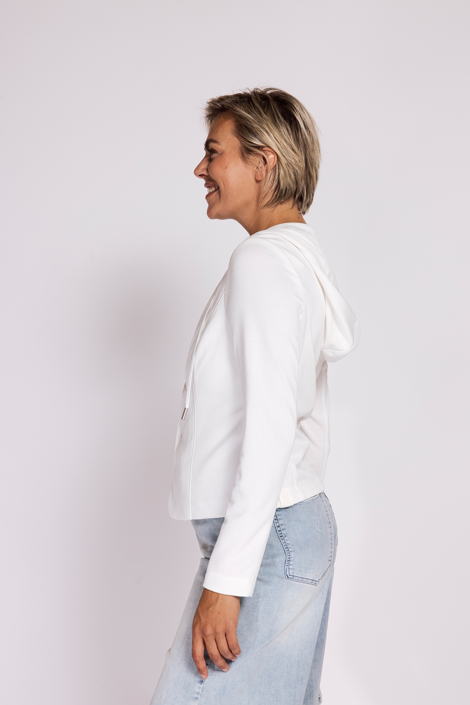 Zhrill Jerseyblazer »DARCIA Blazer mit Kapuze« mit 2-Knopf-Verschluss und Kapuze