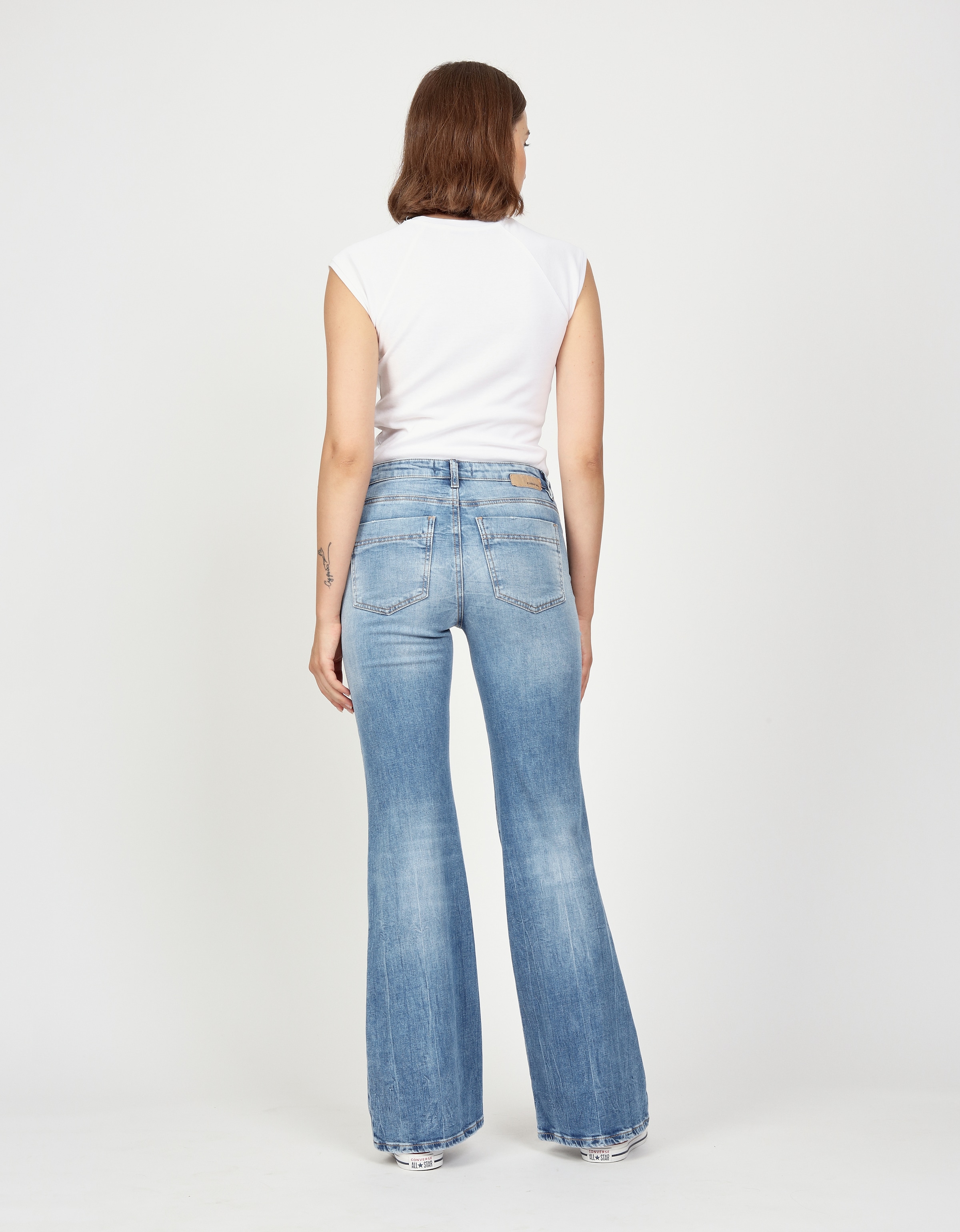 GANG Bootcut-Jeans »94 JESSI FLARED«, im angesagten Leo Muster